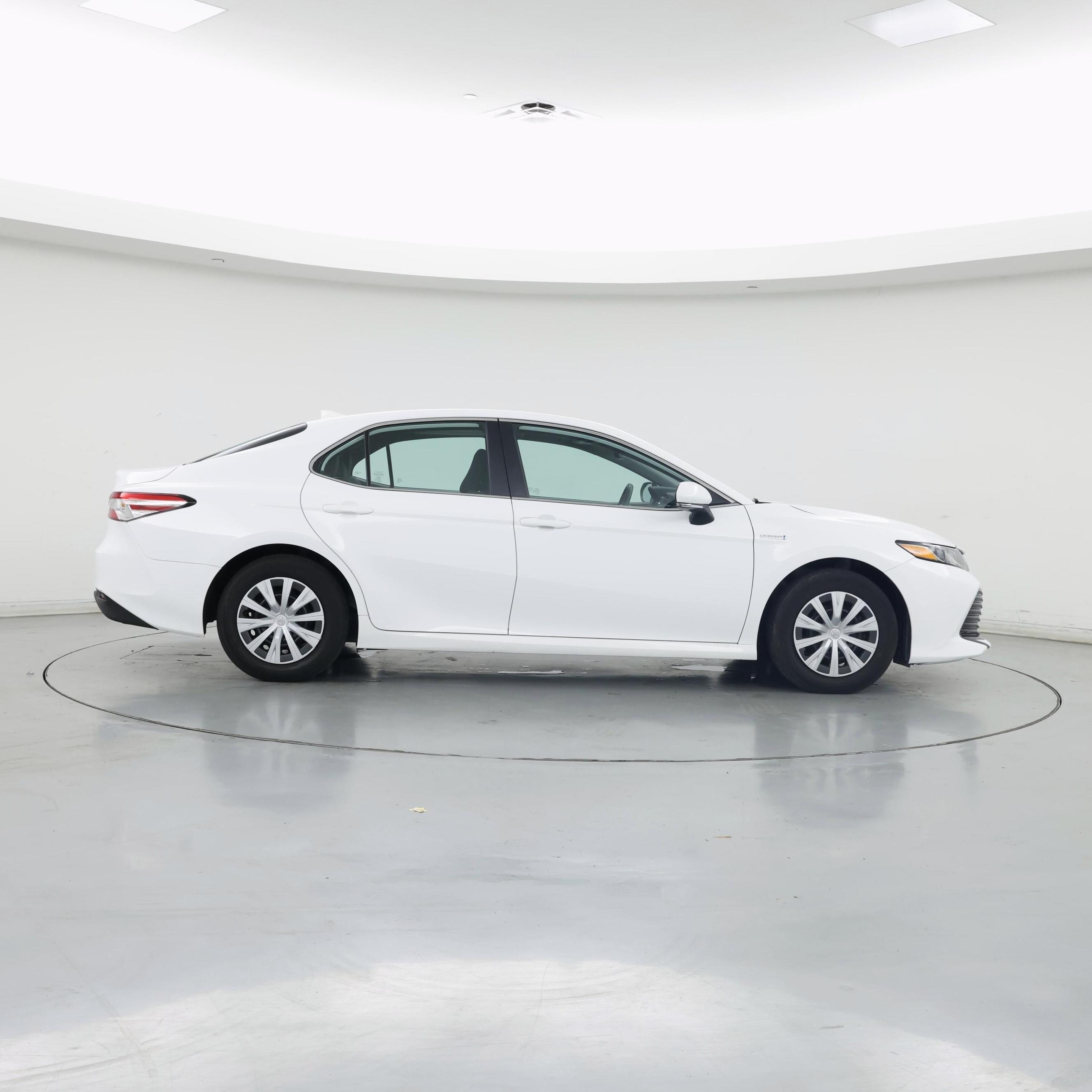 Thumbnail: 2020 Toyota Camry - 7