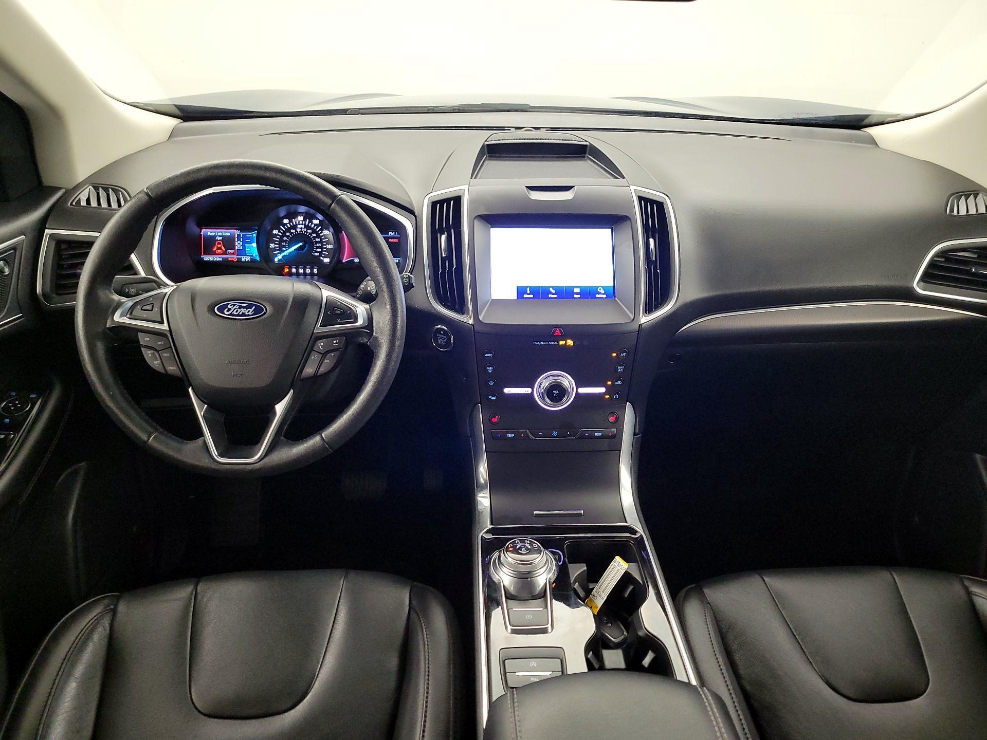 Thumbnail: 2020 Ford Edge - 9