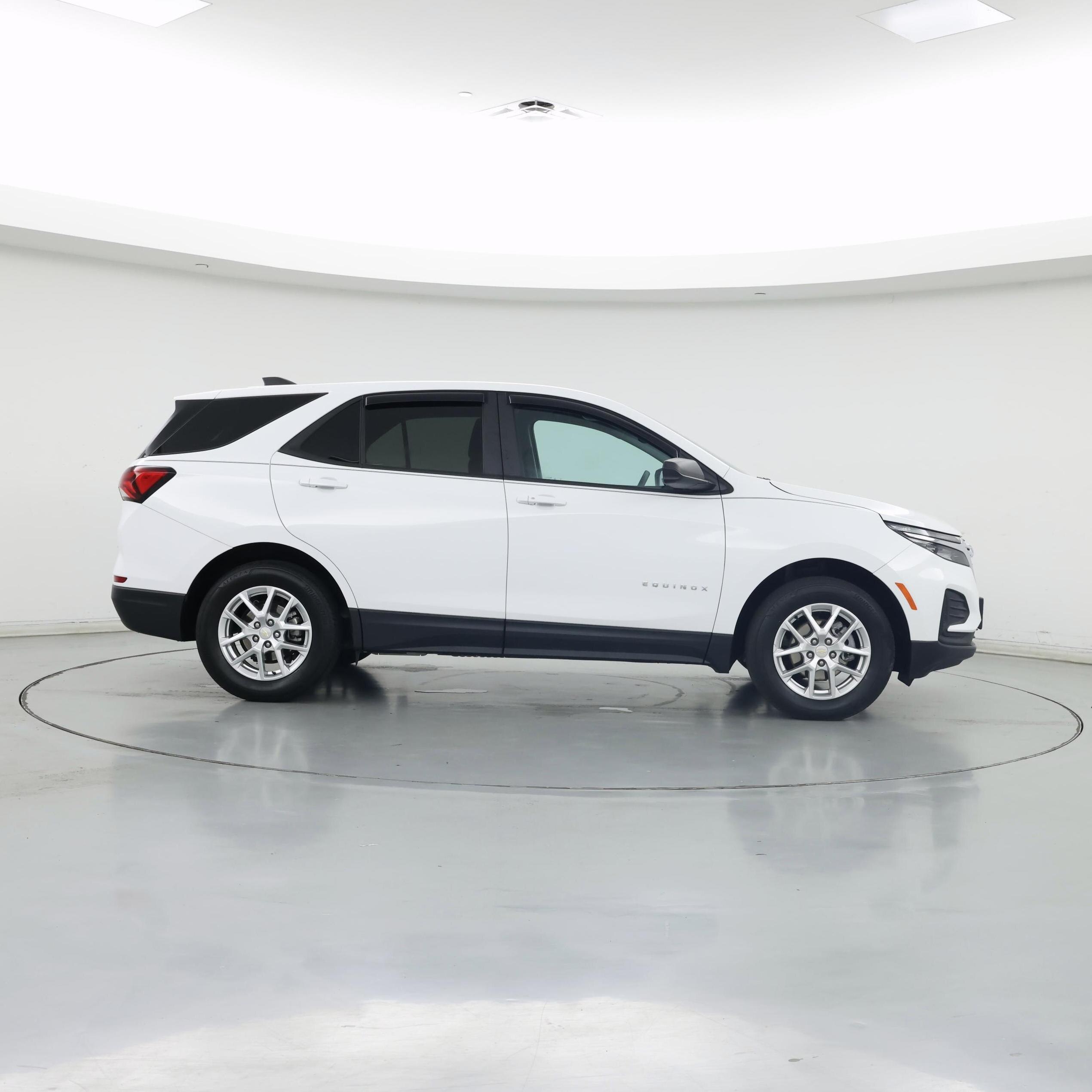 Thumbnail: 2022 Chevrolet Equinox - 7