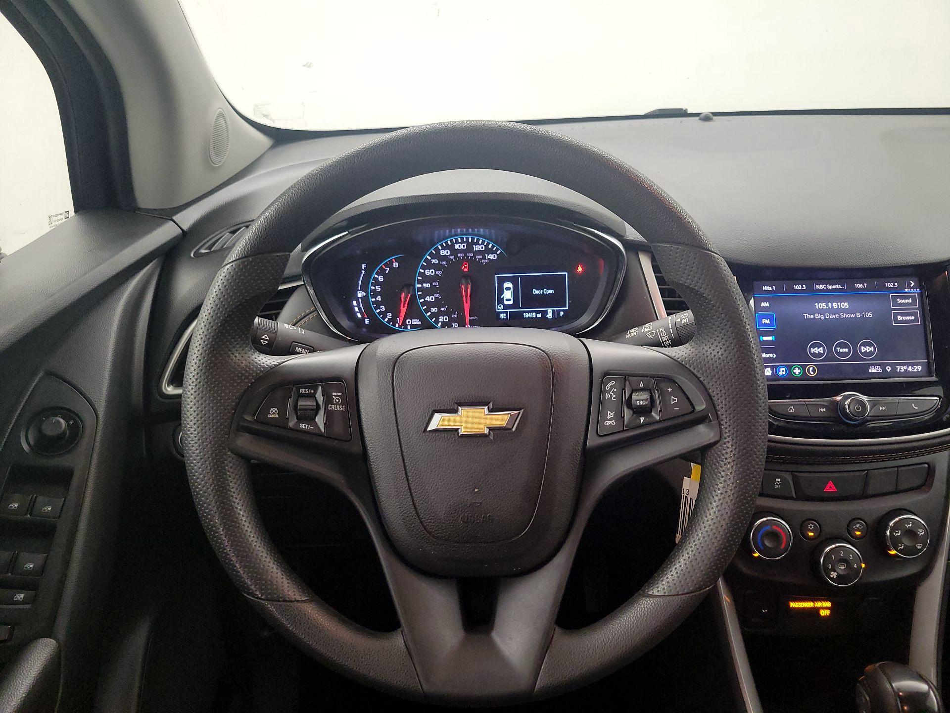 Thumbnail: 2021 Chevrolet Trax - 10