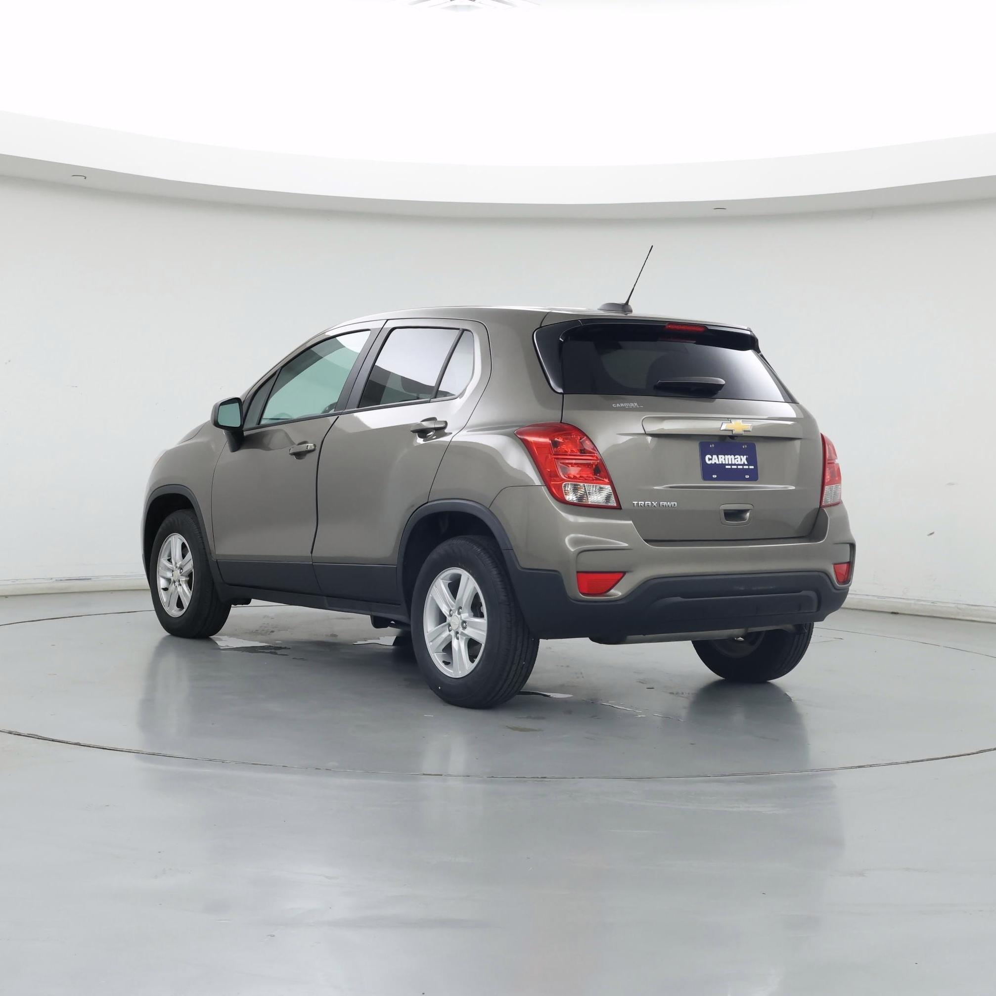 Thumbnail: 2021 Chevrolet Trax - 2