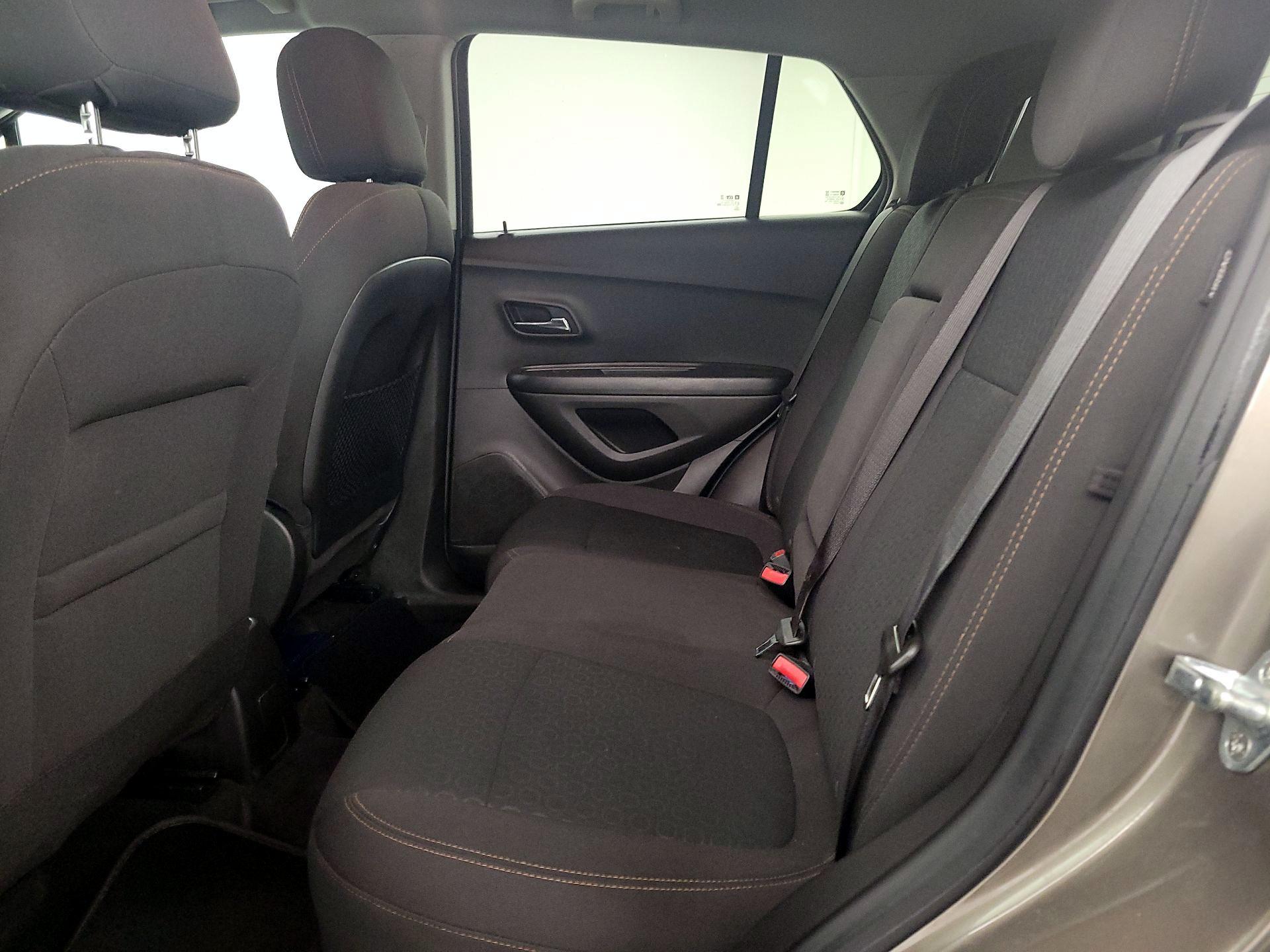 Thumbnail: 2021 Chevrolet Trax - 19