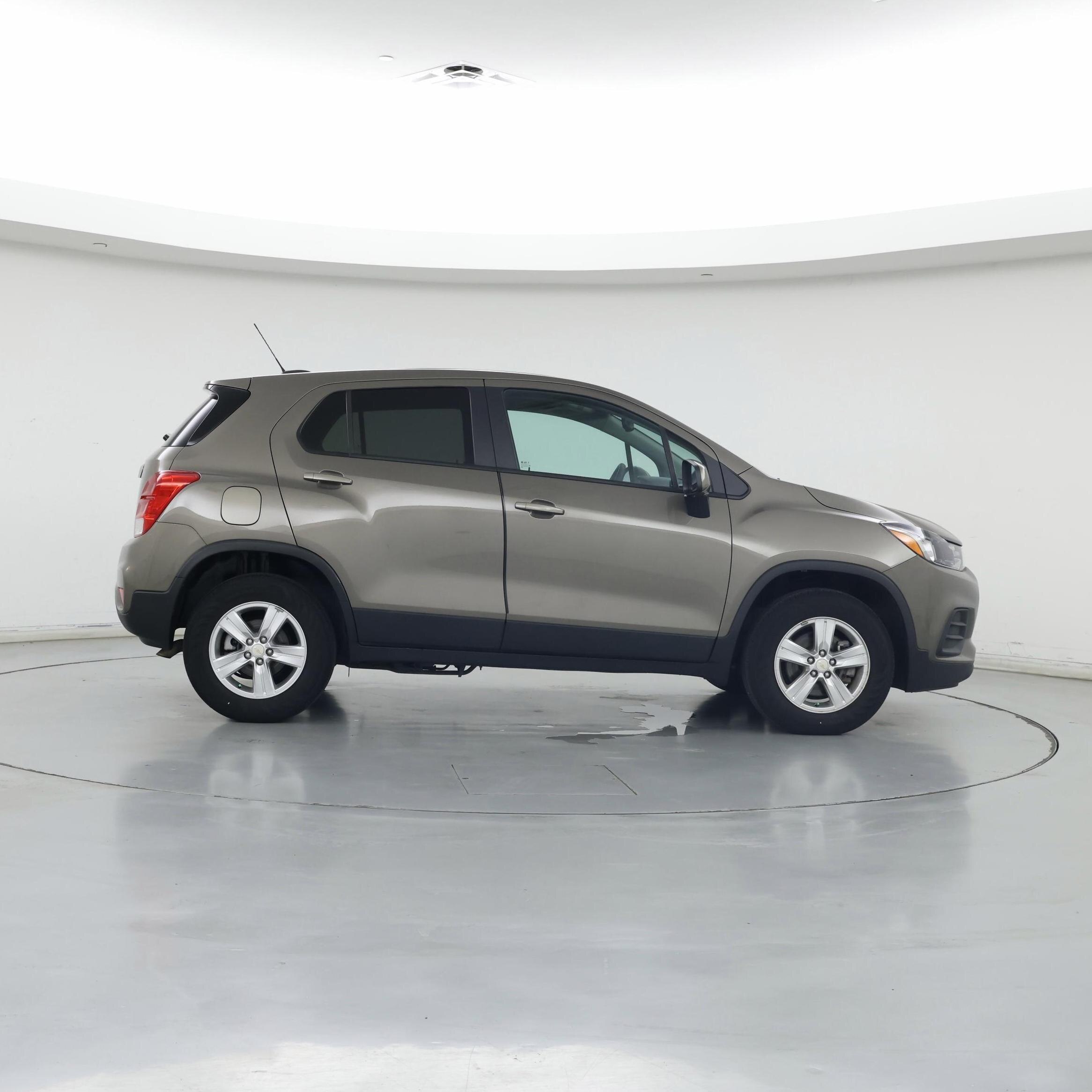 Thumbnail: 2021 Chevrolet Trax - 7