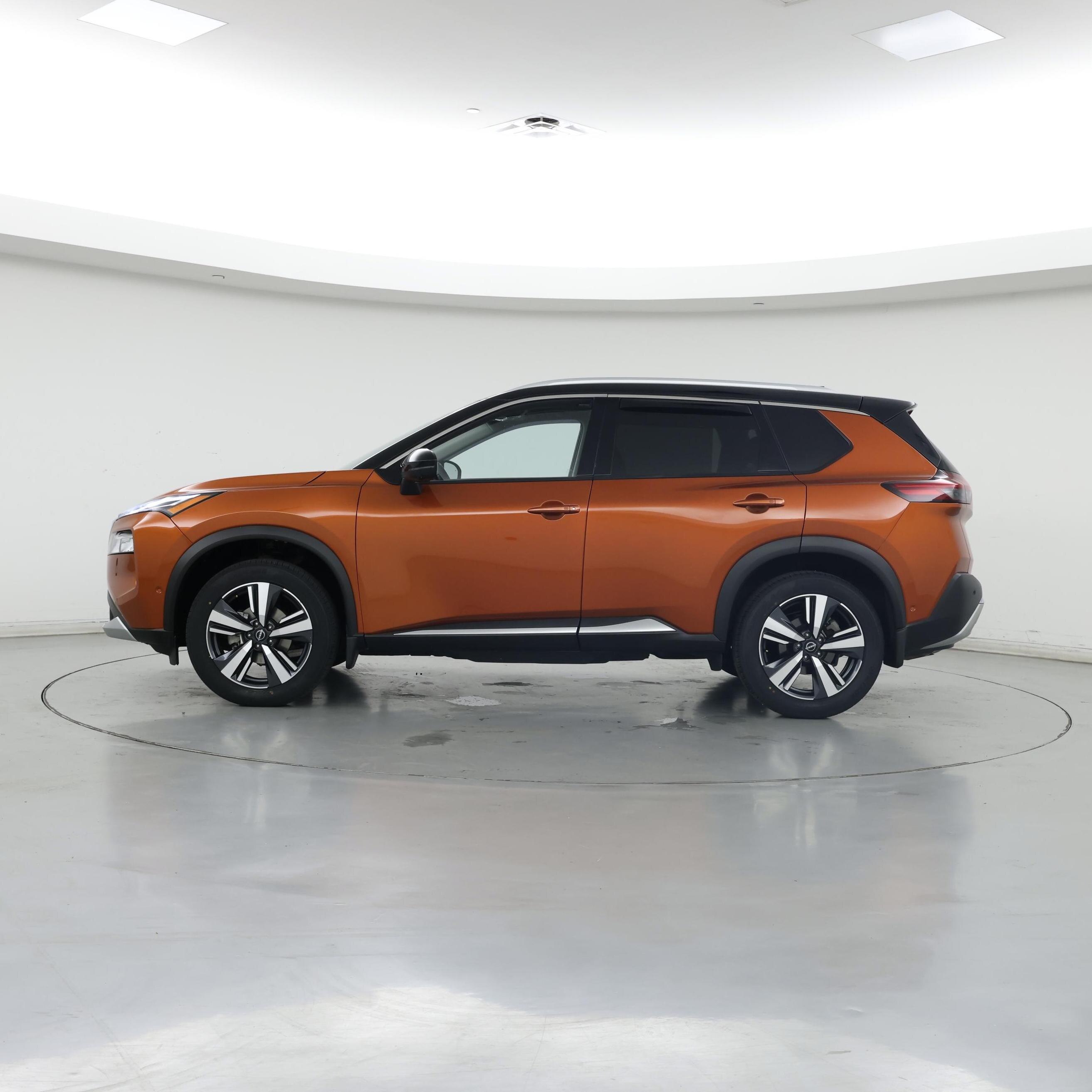 Thumbnail: 2022 Nissan Rogue - 3