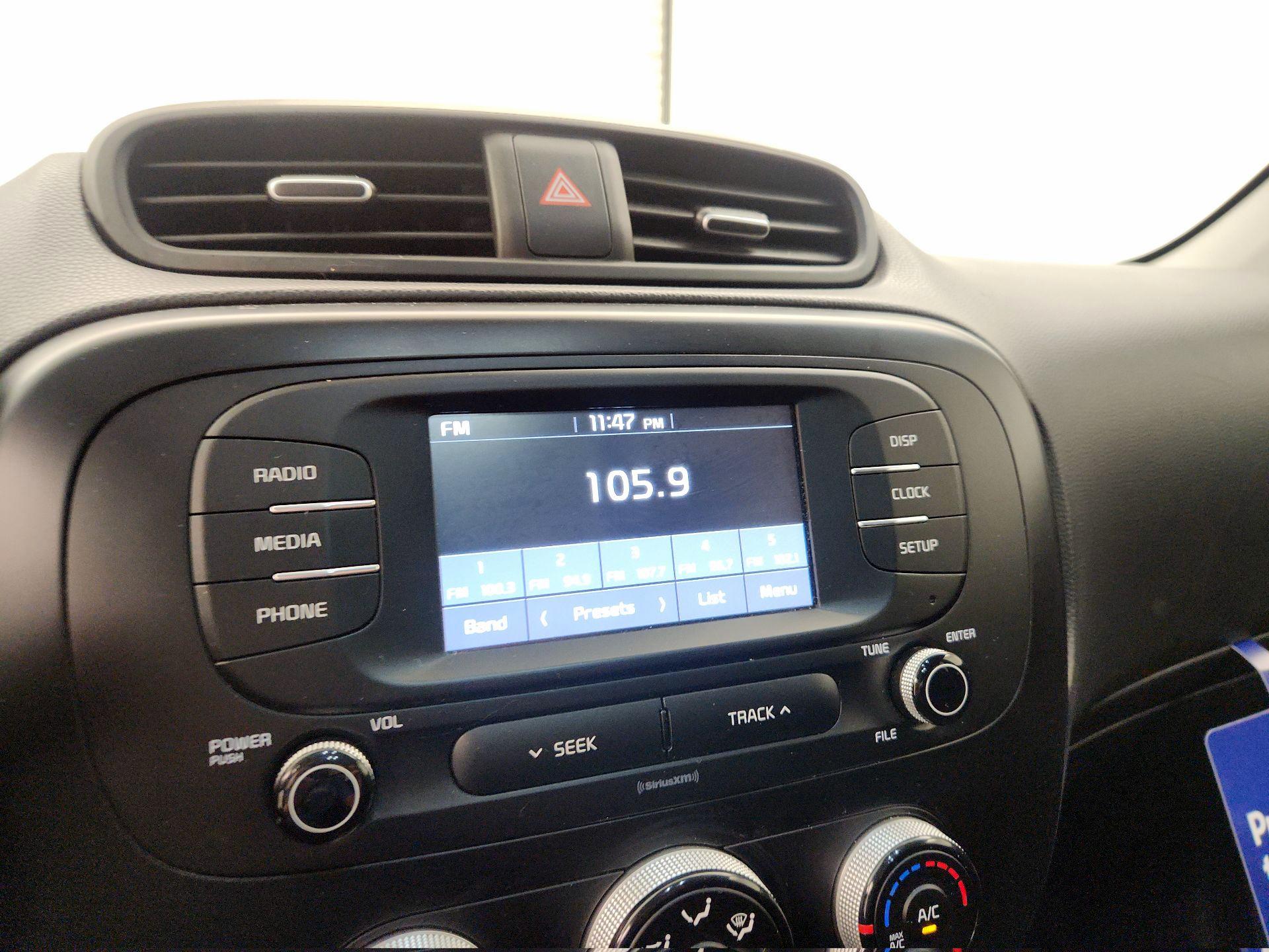 Thumbnail: 2019 Kia Soul - 15