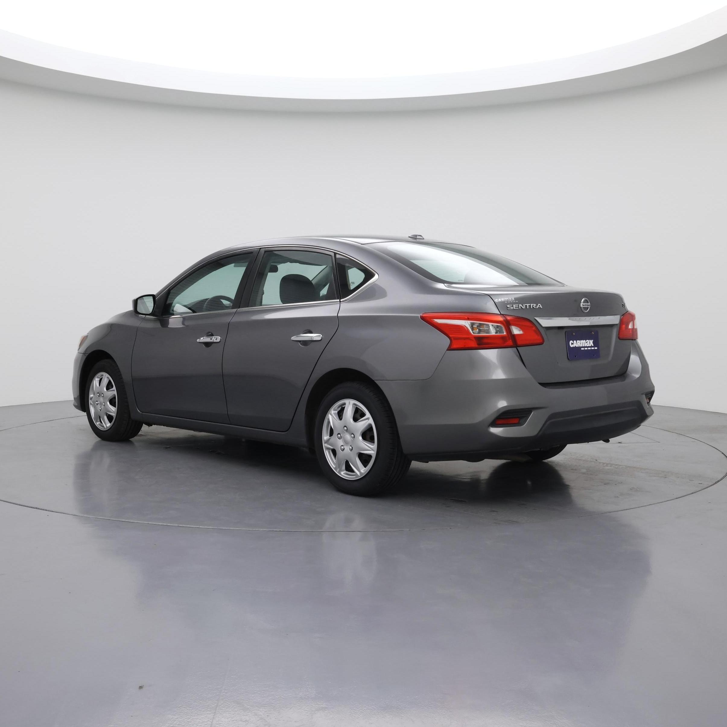 Thumbnail: 2017 Nissan Sentra - 2