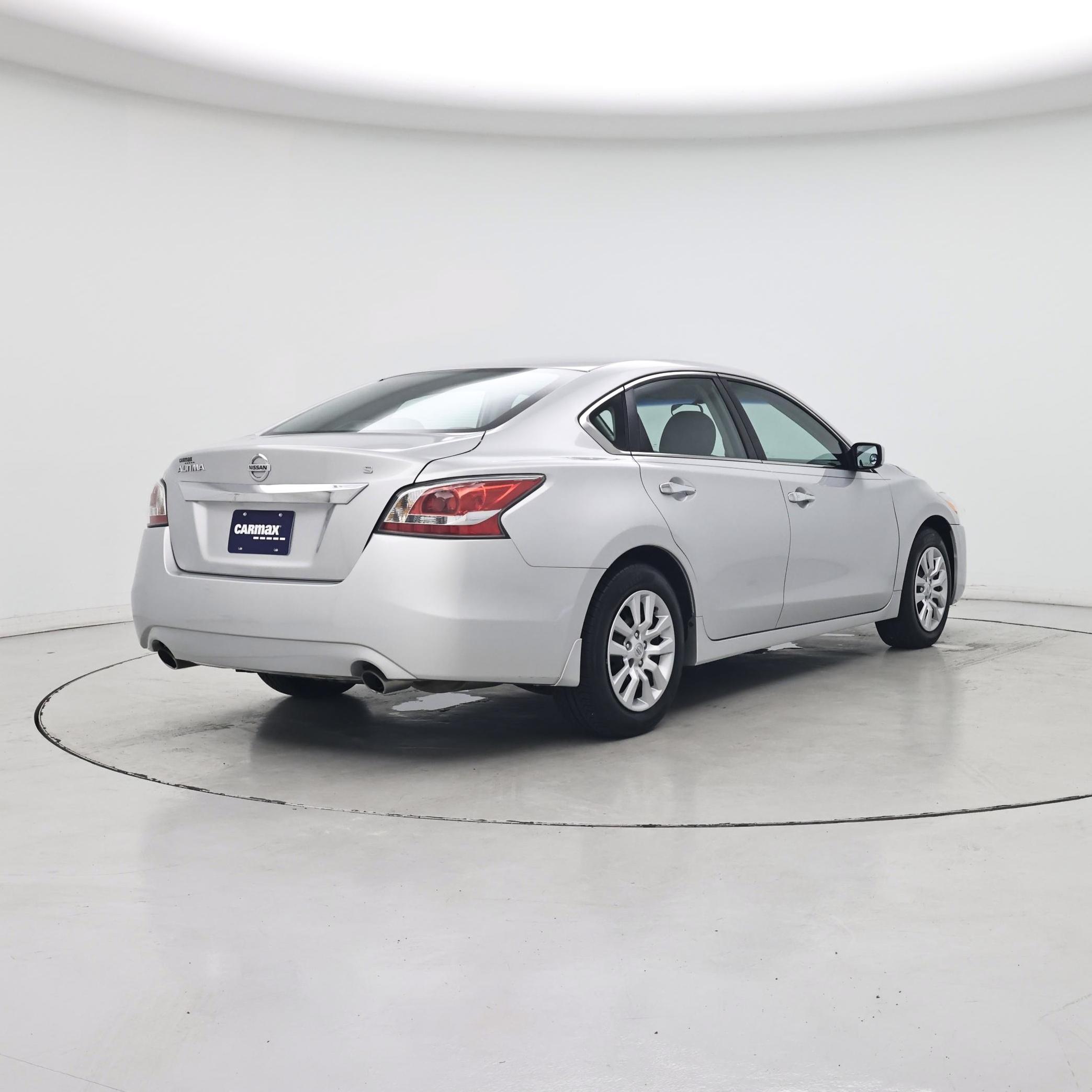 Thumbnail: 2015 Nissan Altima - 8