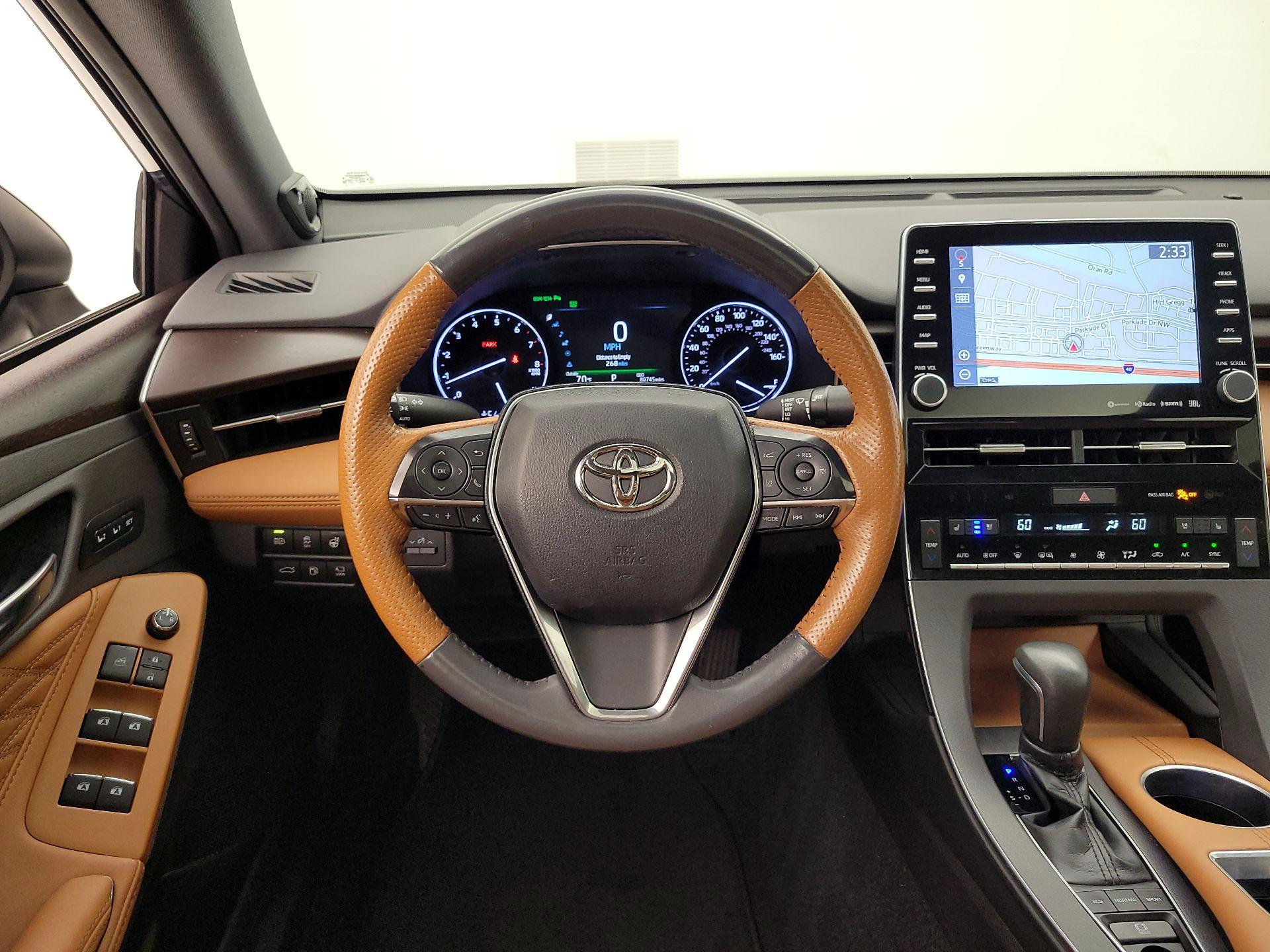 Thumbnail: 2019 Toyota Avalon - 10