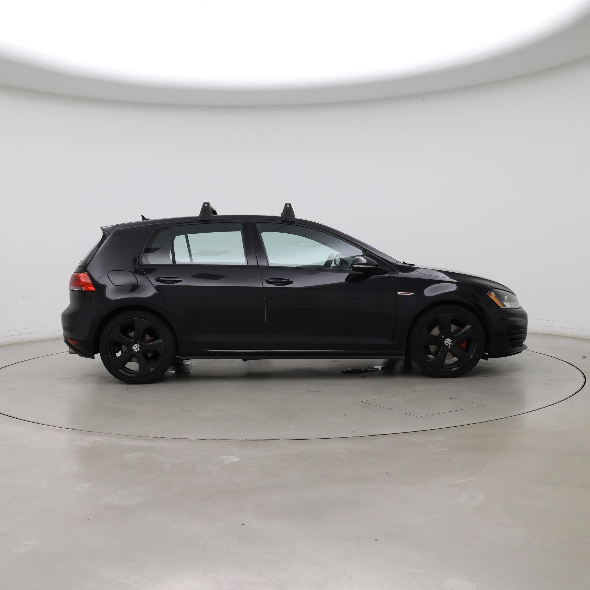 Thumbnail: 2015 Volkswagen Golf - 7