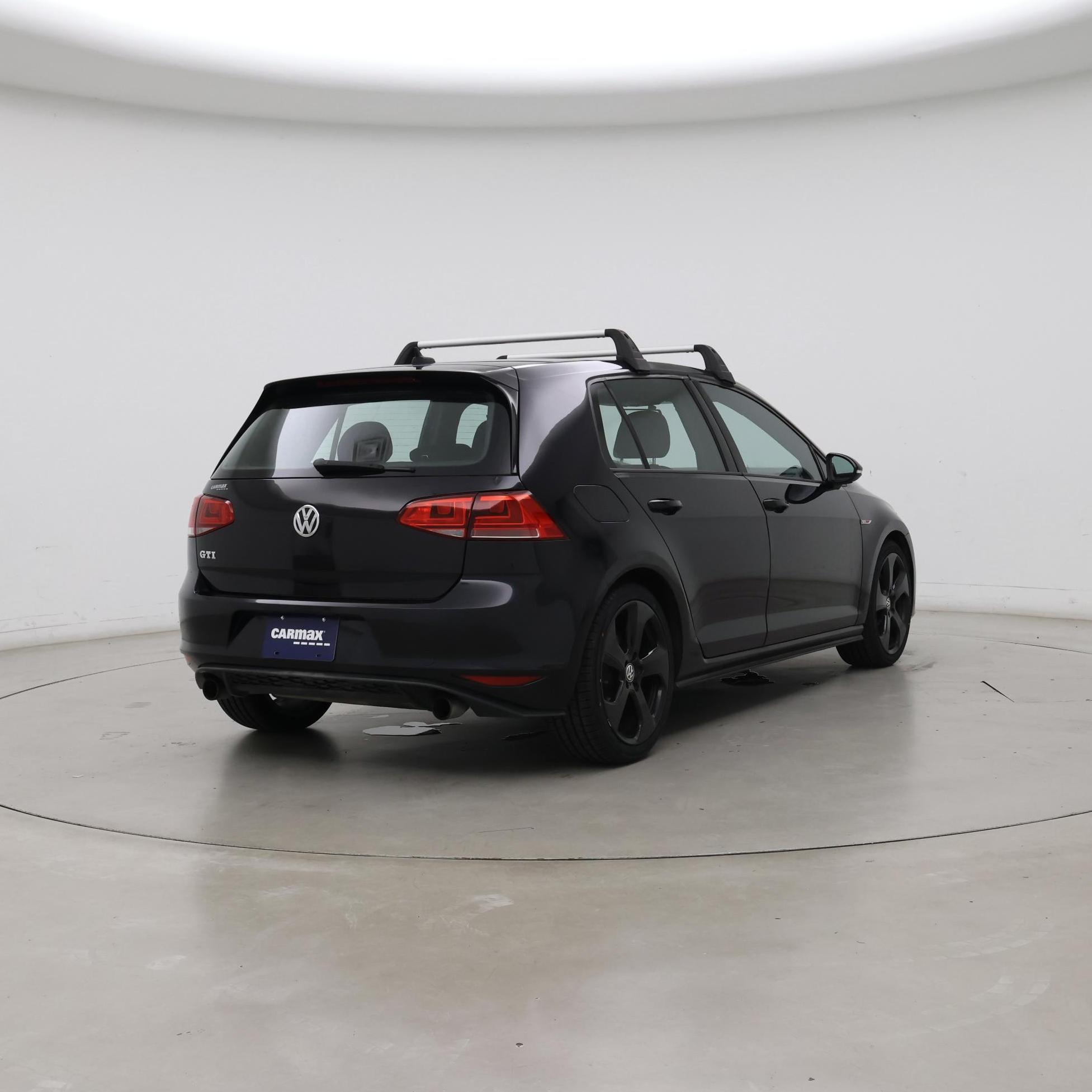 Thumbnail: 2015 Volkswagen Golf - 8