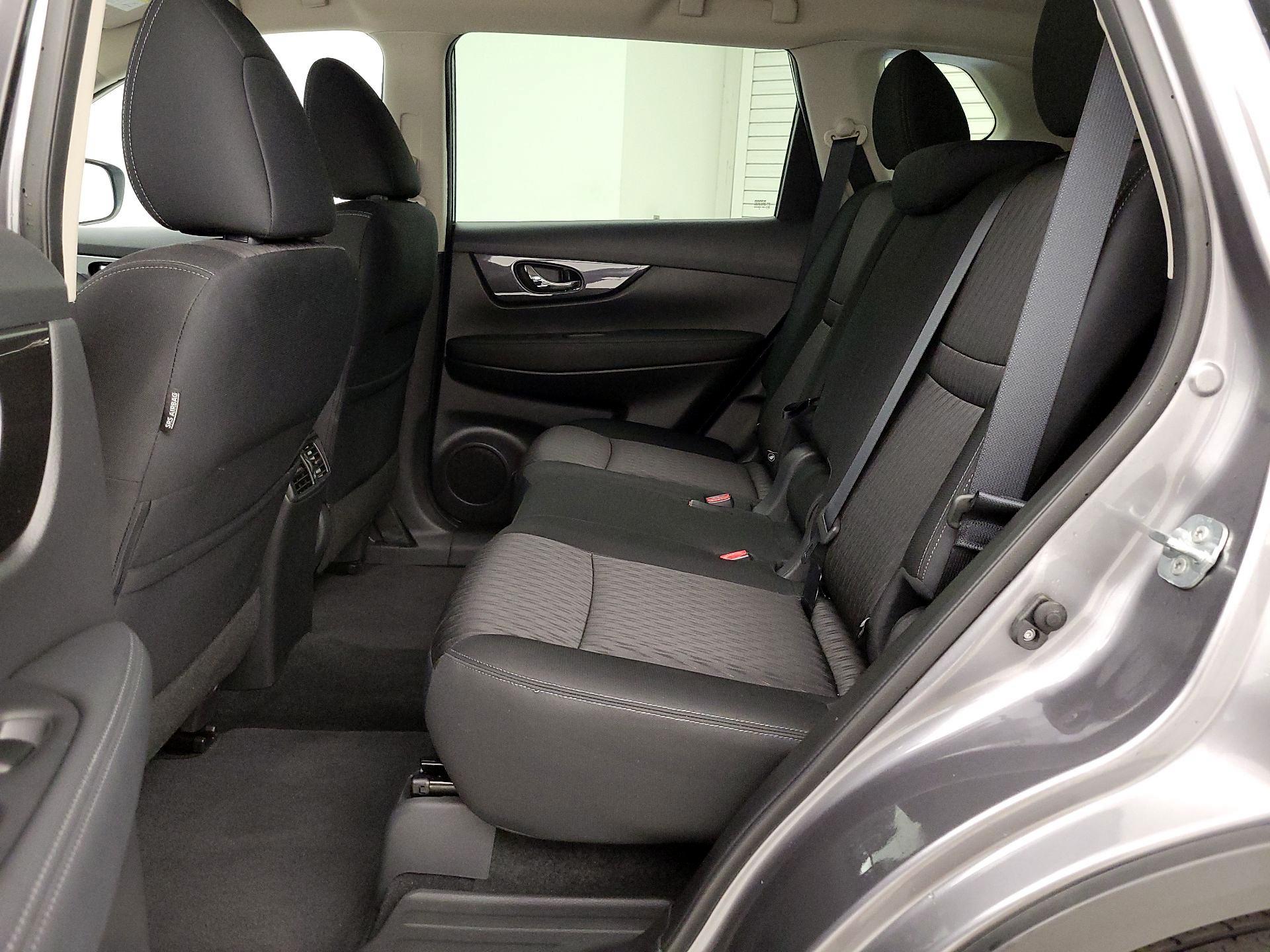 Thumbnail: 2019 Nissan Rogue - 19