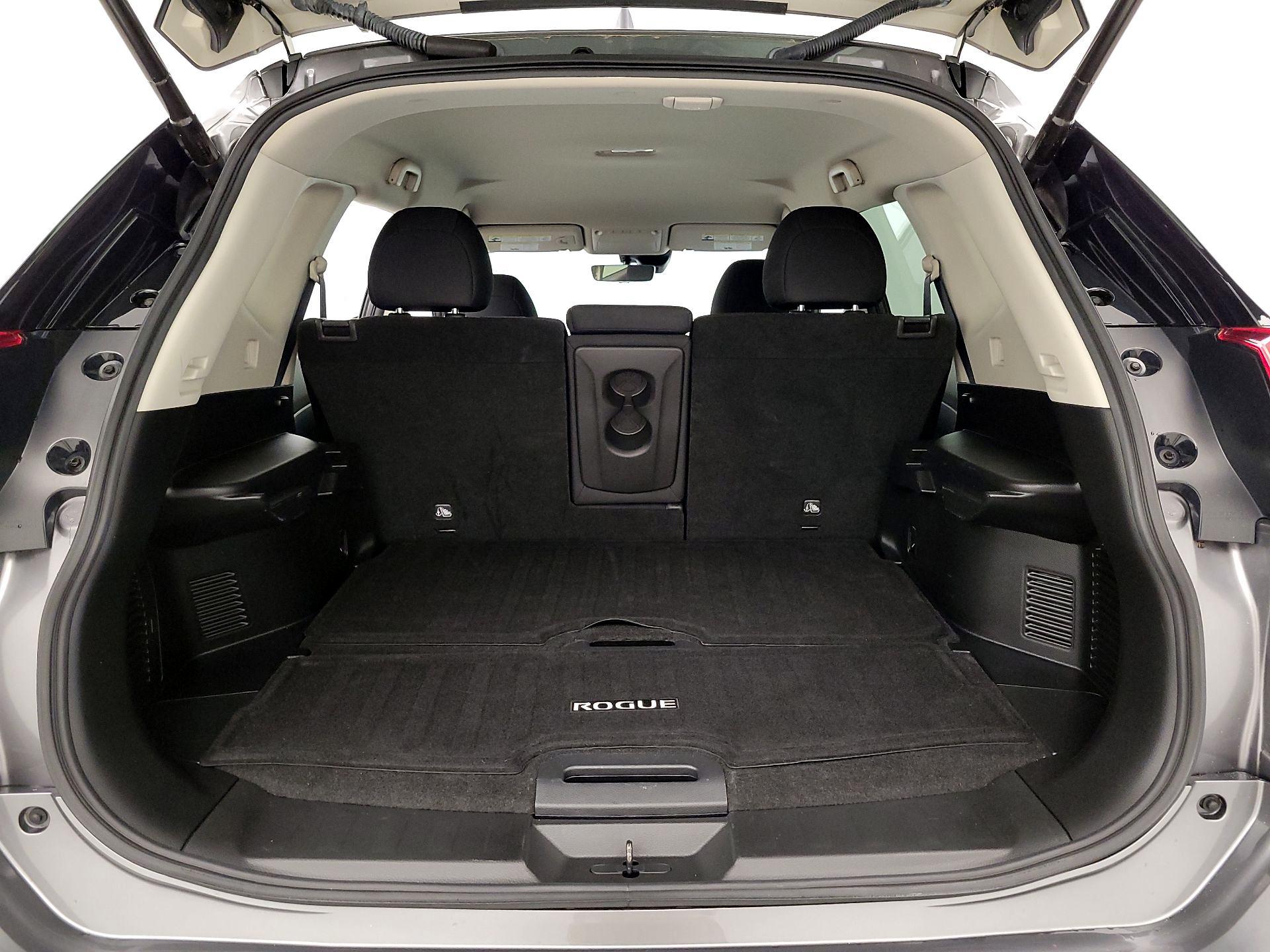 Thumbnail: 2019 Nissan Rogue - 20
