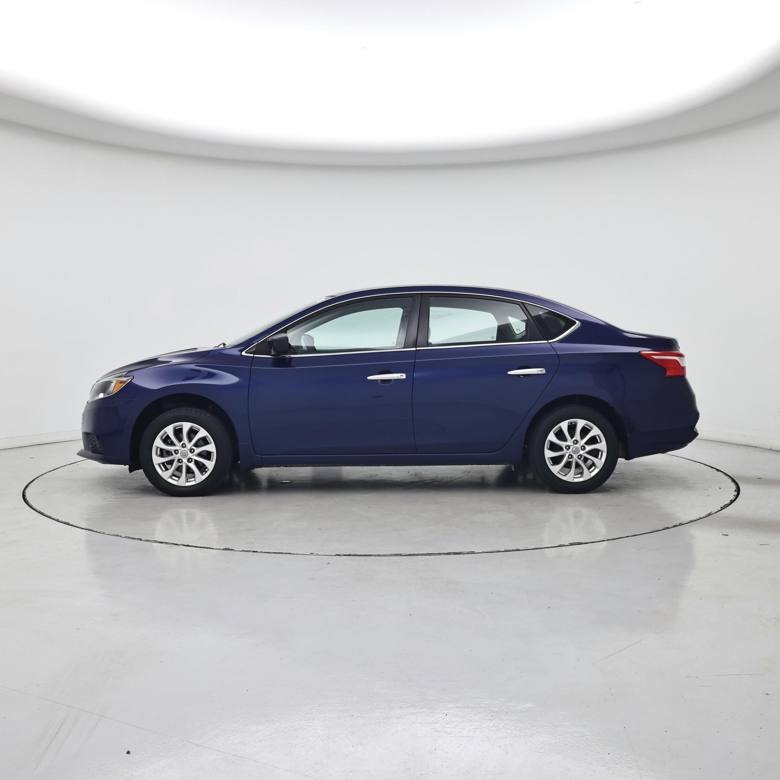 Thumbnail: 2017 Nissan Sentra - 3