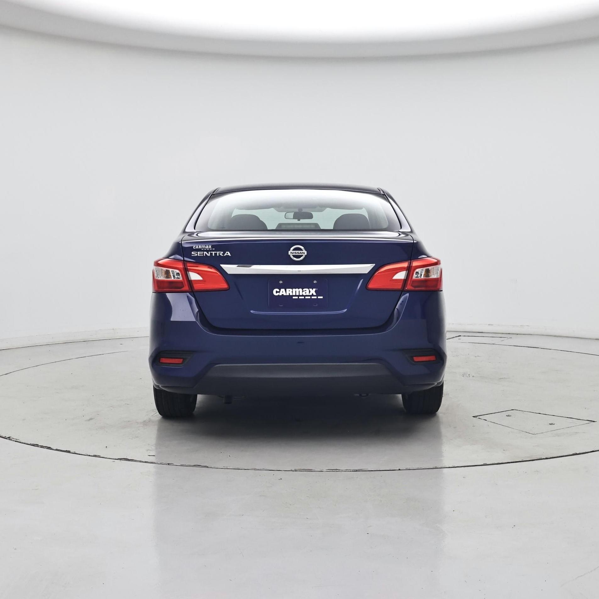 Thumbnail: 2017 Nissan Sentra - 6