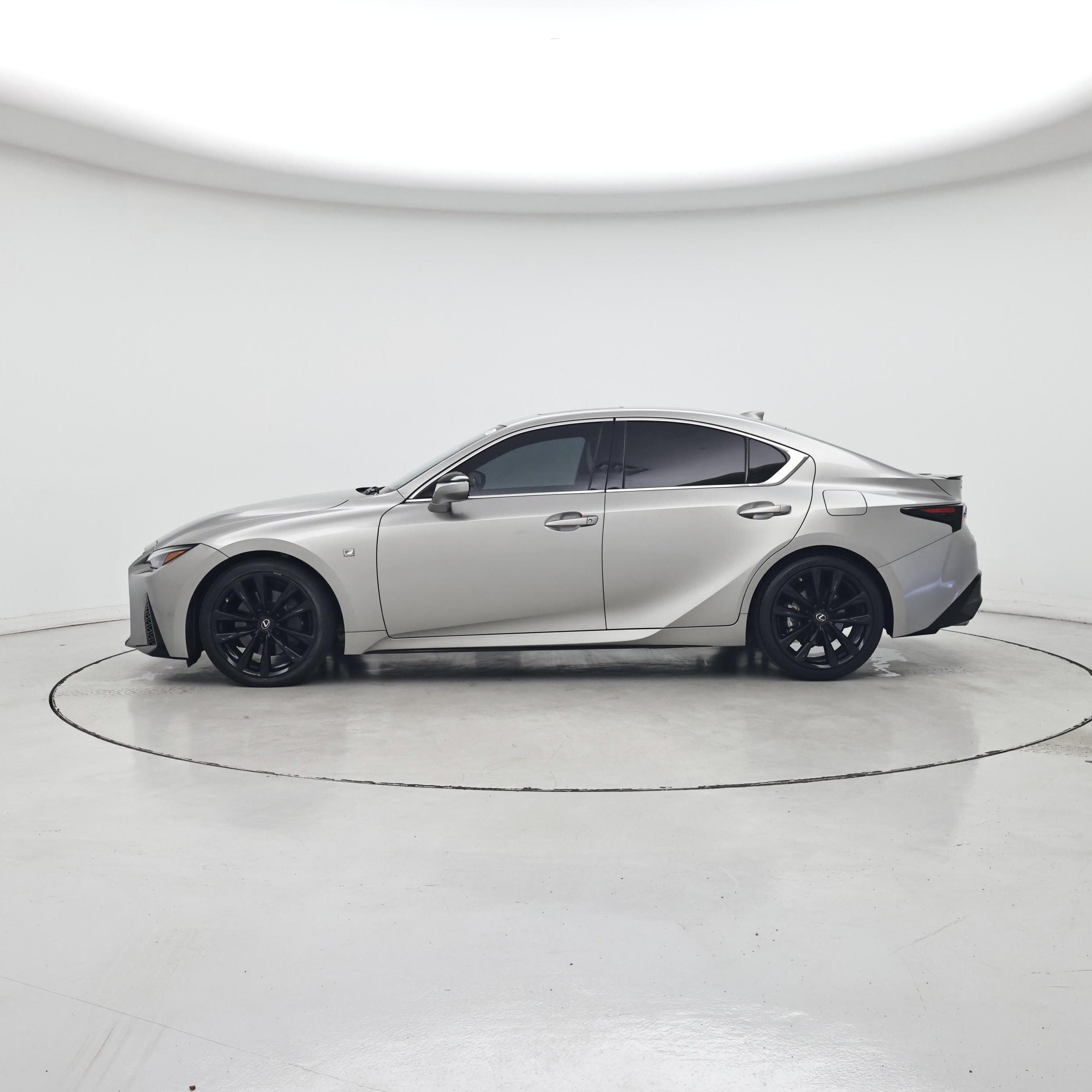 Thumbnail: 2021 Lexus IS - 3