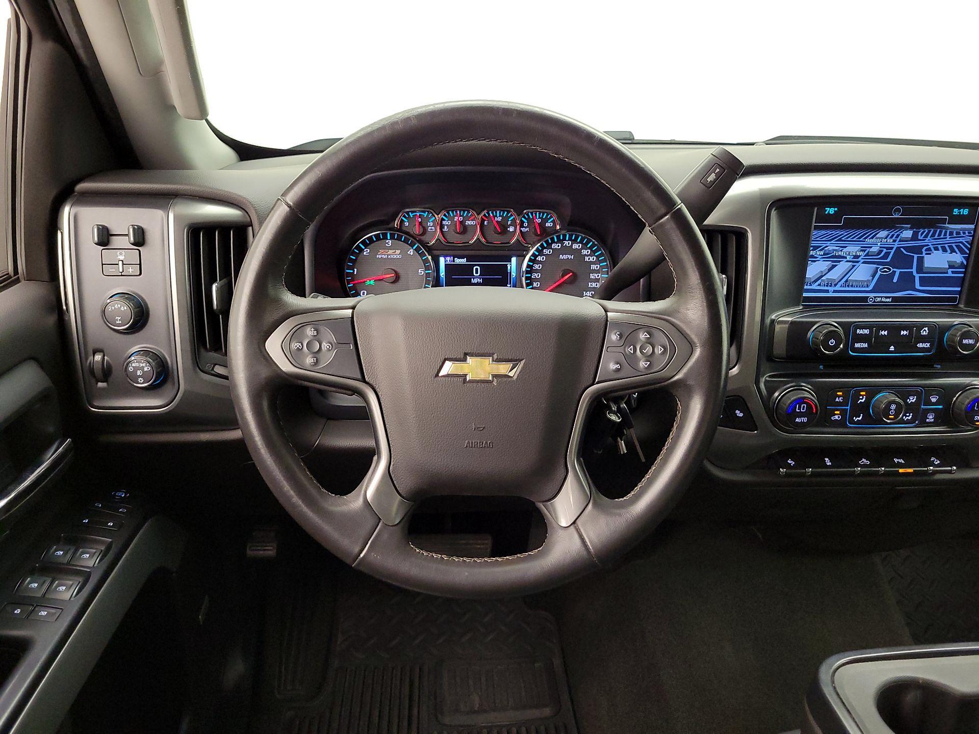 Thumbnail: 2017 Chevrolet Silverado 2500 - 10