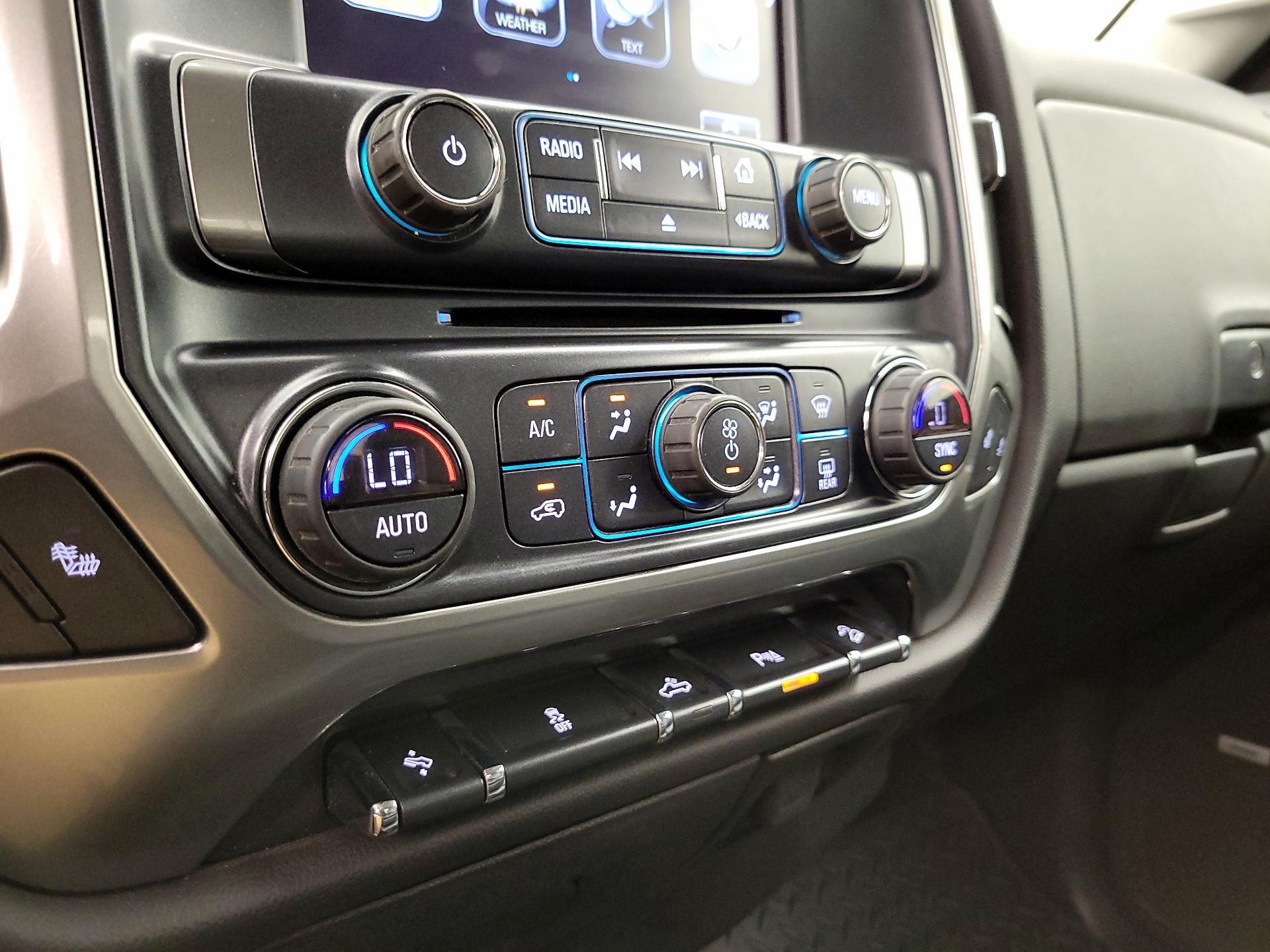 Thumbnail: 2017 Chevrolet Silverado 2500 - 17