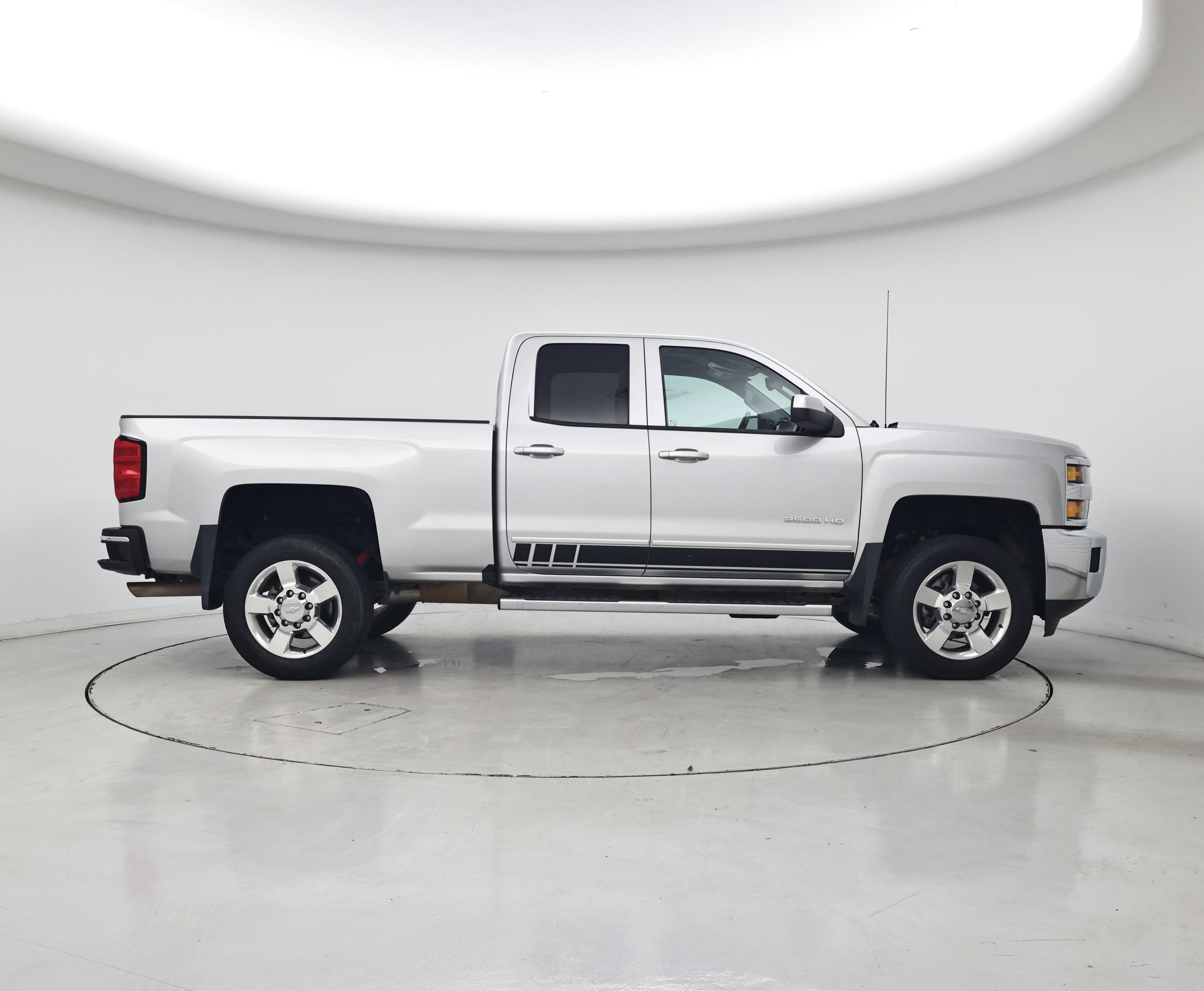 Thumbnail: 2017 Chevrolet Silverado 2500 - 7