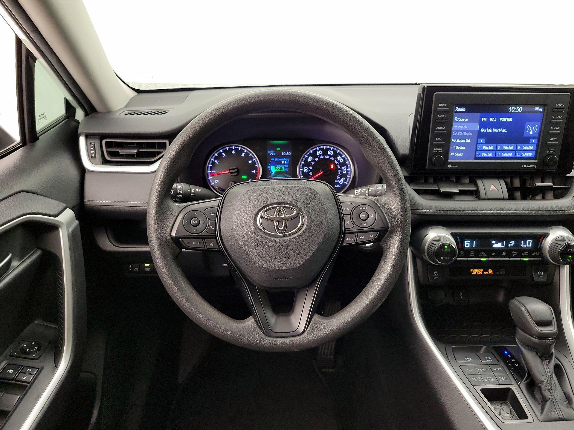Thumbnail: 2021 Toyota RAV4 - 10