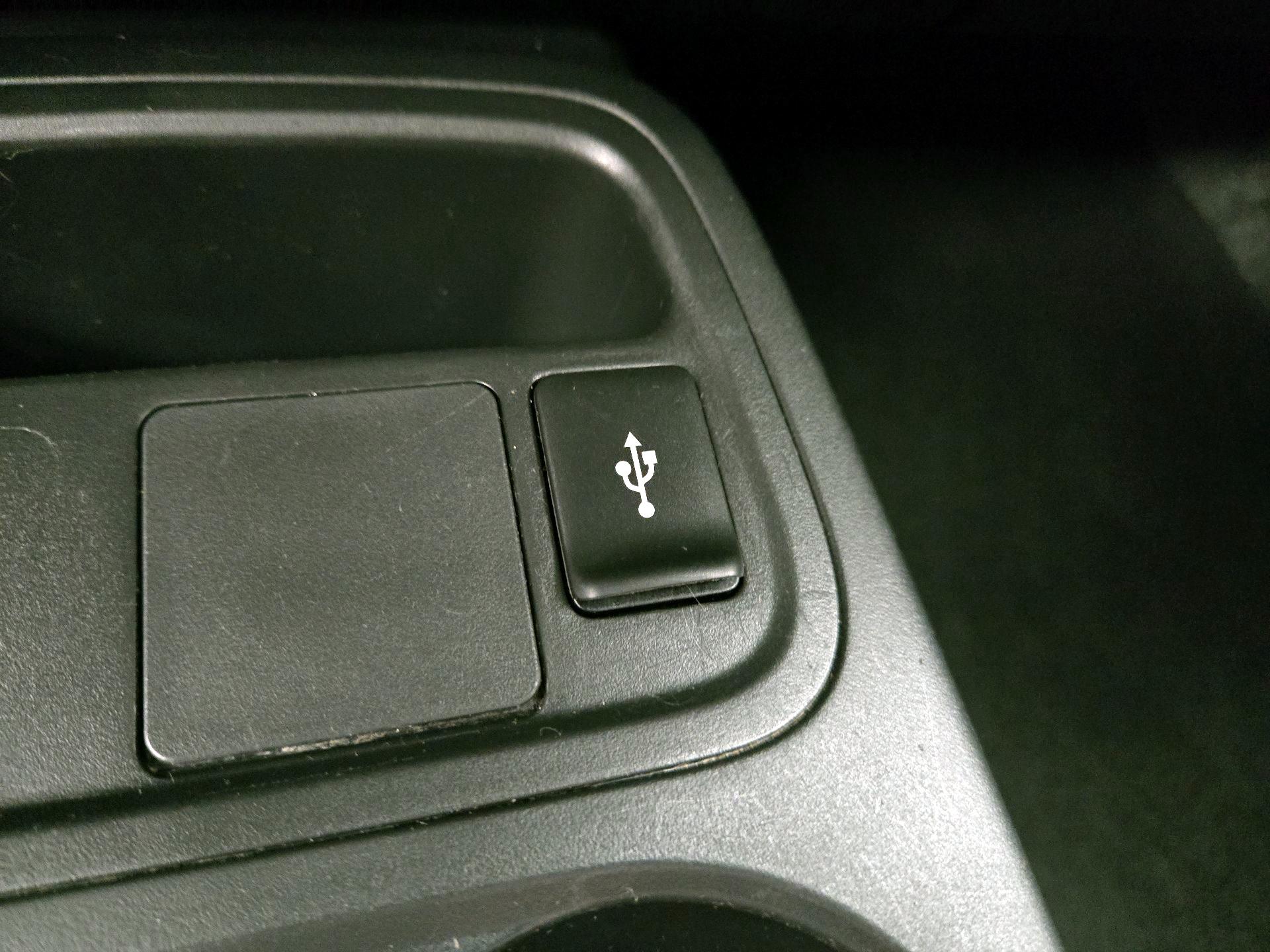 Thumbnail: 2021 Mitsubishi Mirage - 18