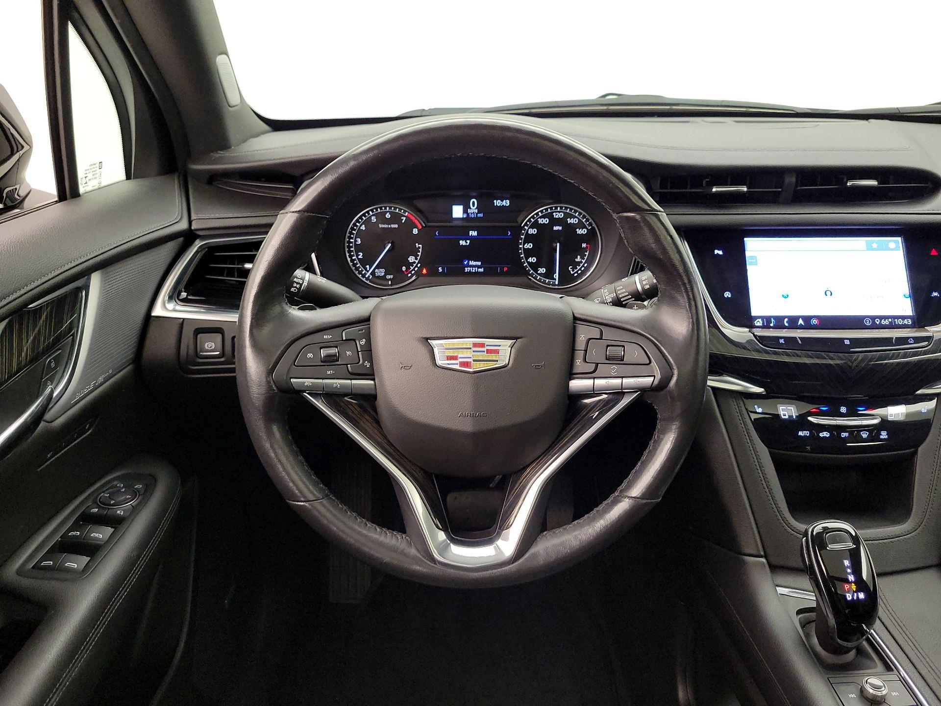 Thumbnail: 2020 Cadillac XT6 - 10