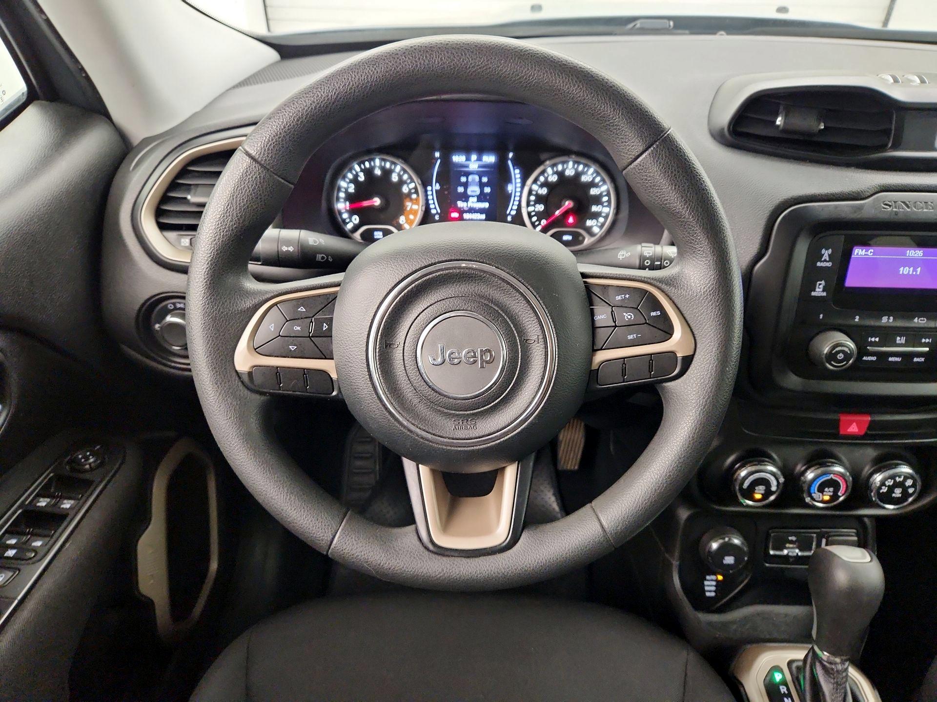 Thumbnail: 2017 Jeep Renegade - 10
