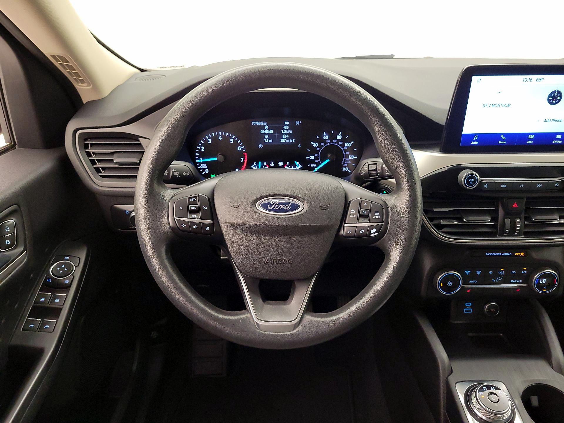 Thumbnail: 2020 Ford Escape - 10