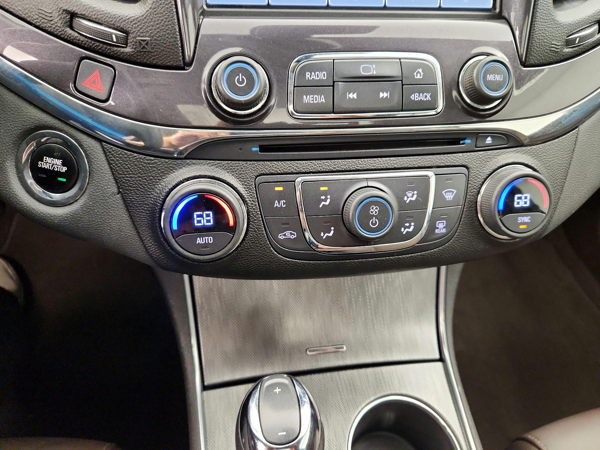 Thumbnail: 2015 Chevrolet Impala - 17