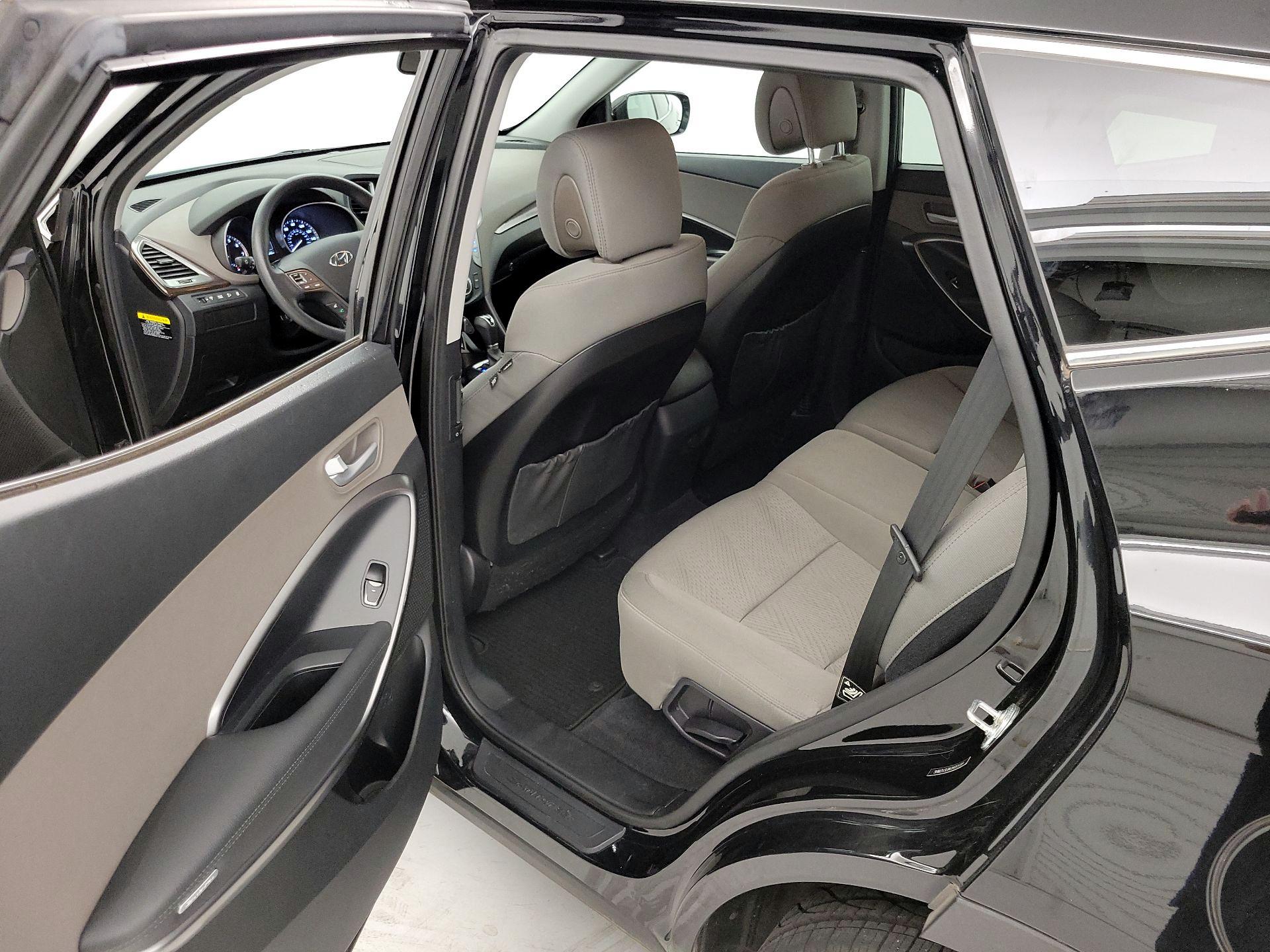 Thumbnail: 2018 Hyundai Santa Fe - 19