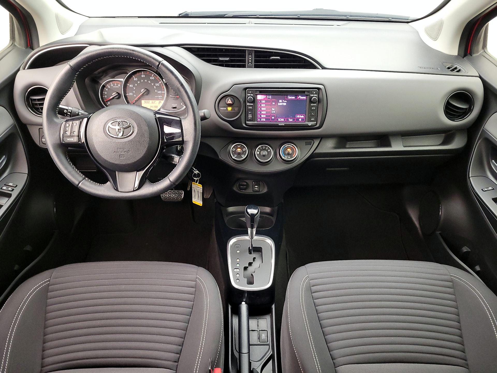 Thumbnail: 2015 Toyota Yaris - 9