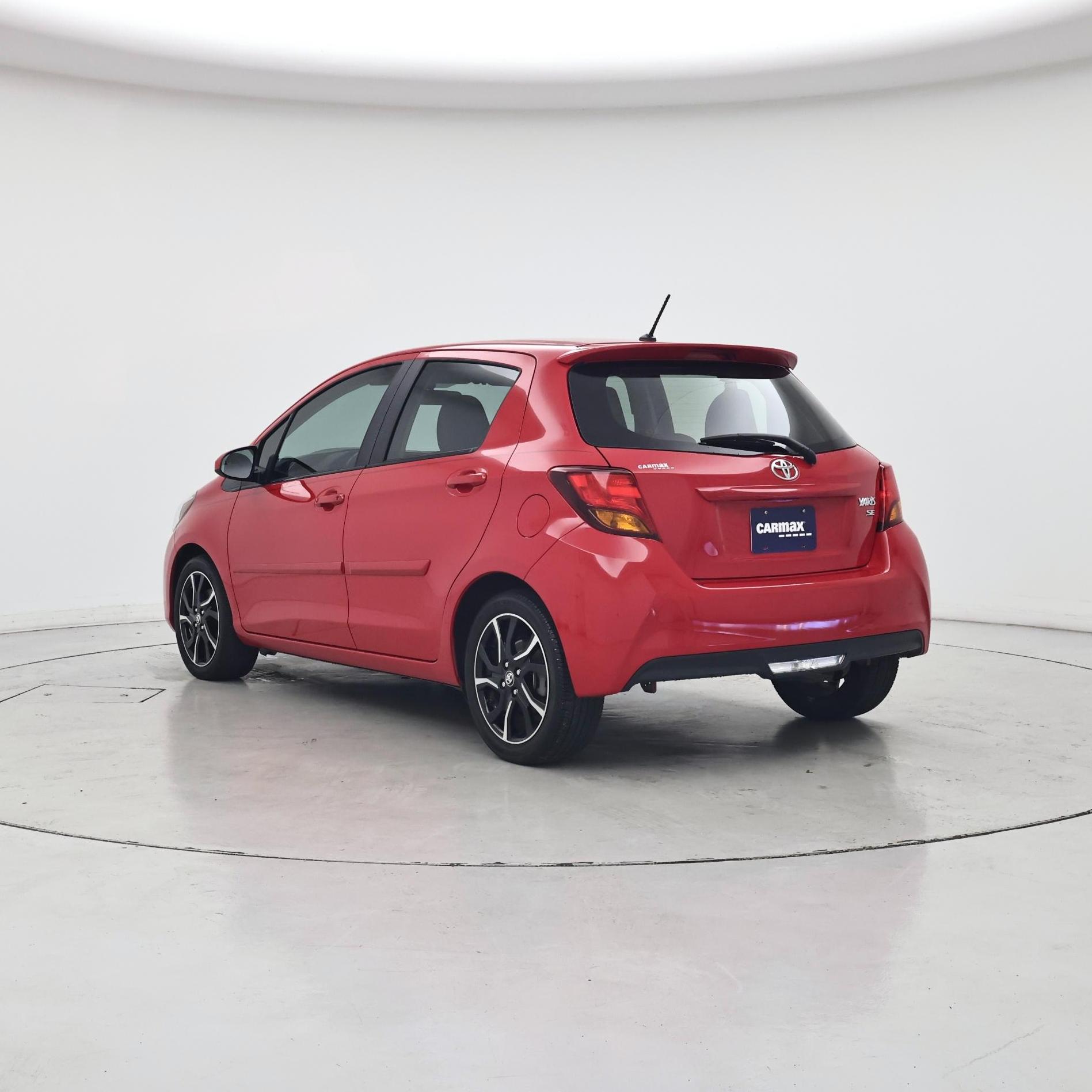 Thumbnail: 2015 Toyota Yaris - 2
