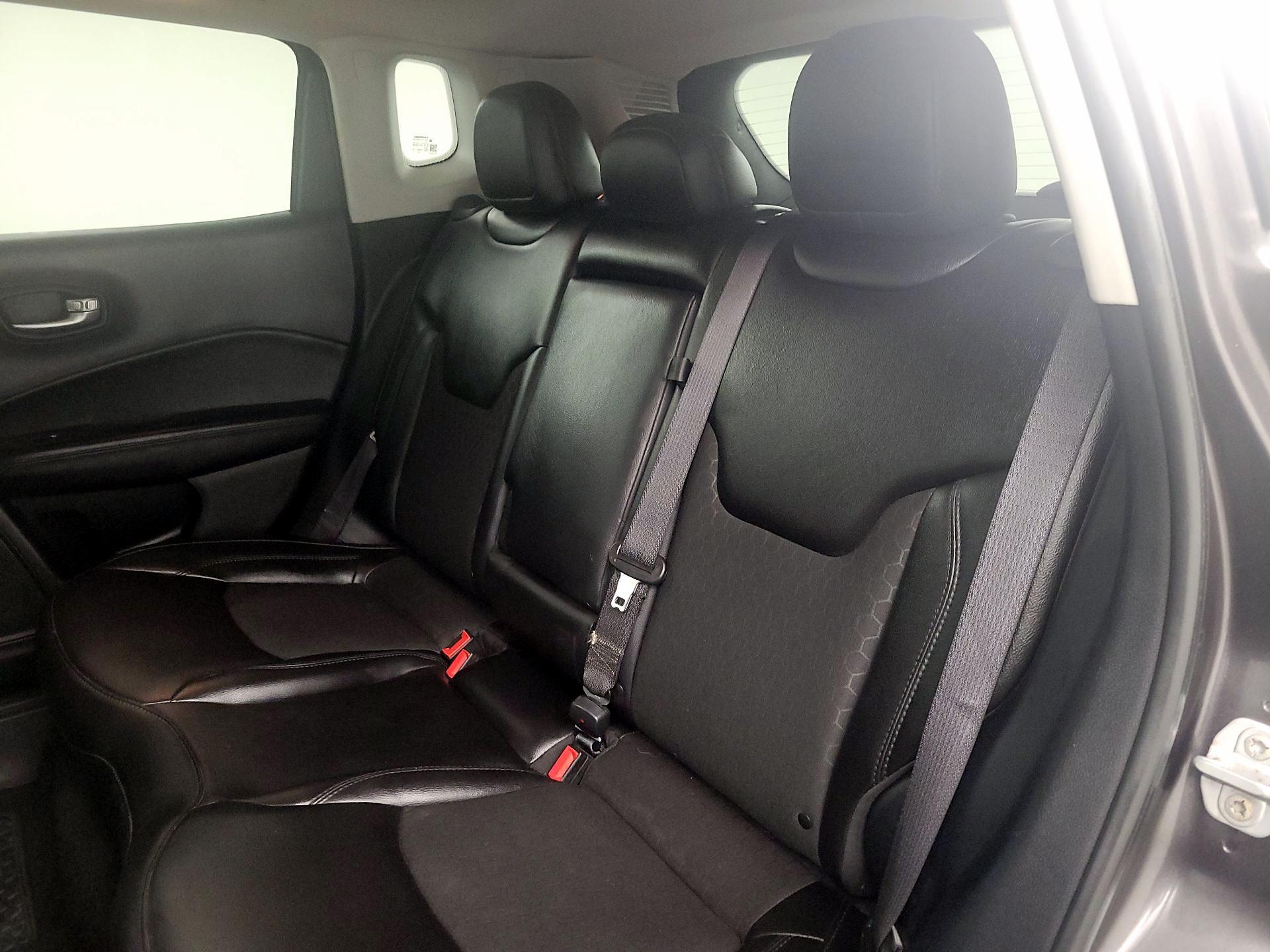 Thumbnail: 2021 Jeep Compass - 19