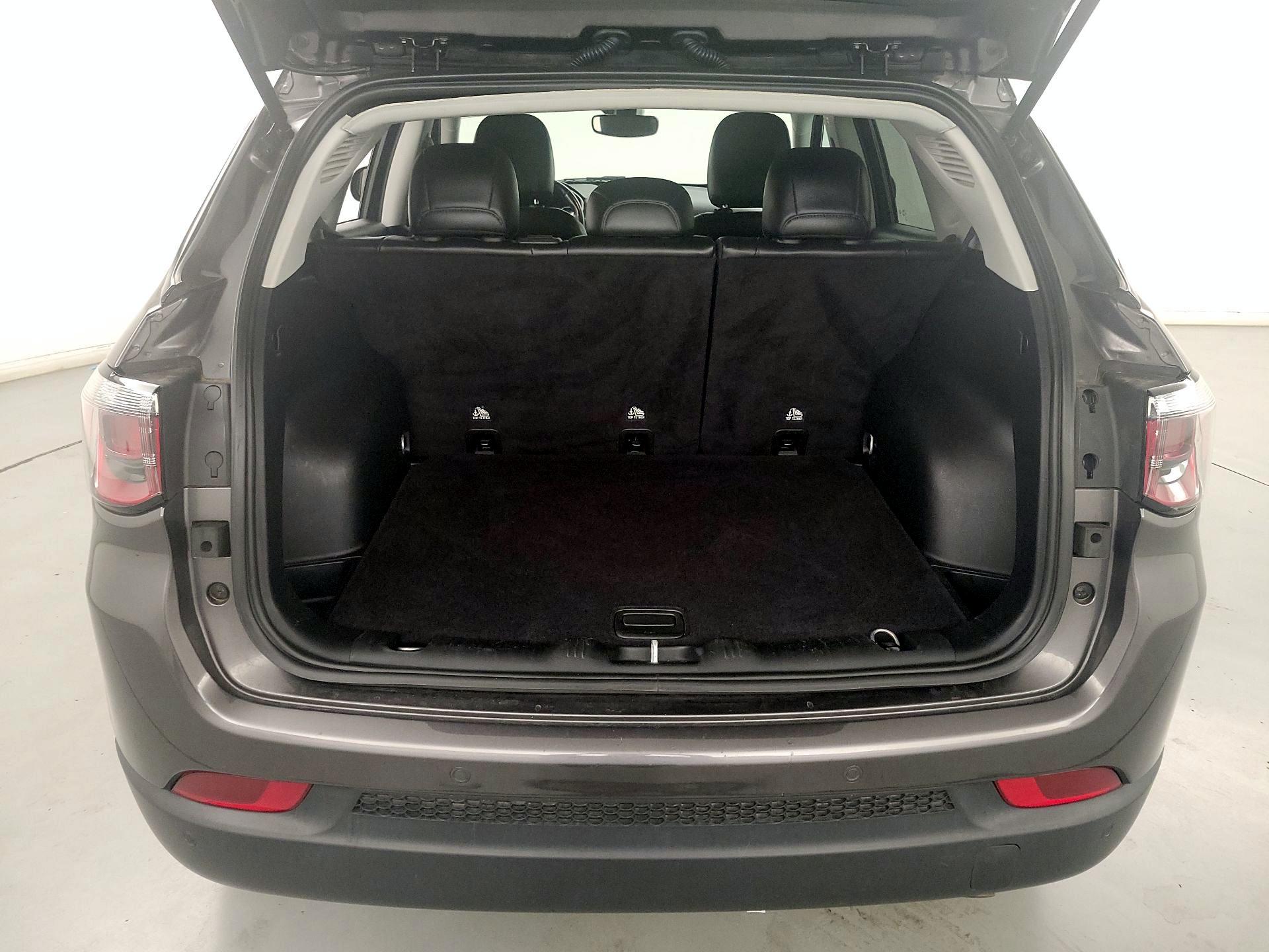 Thumbnail: 2021 Jeep Compass - 20