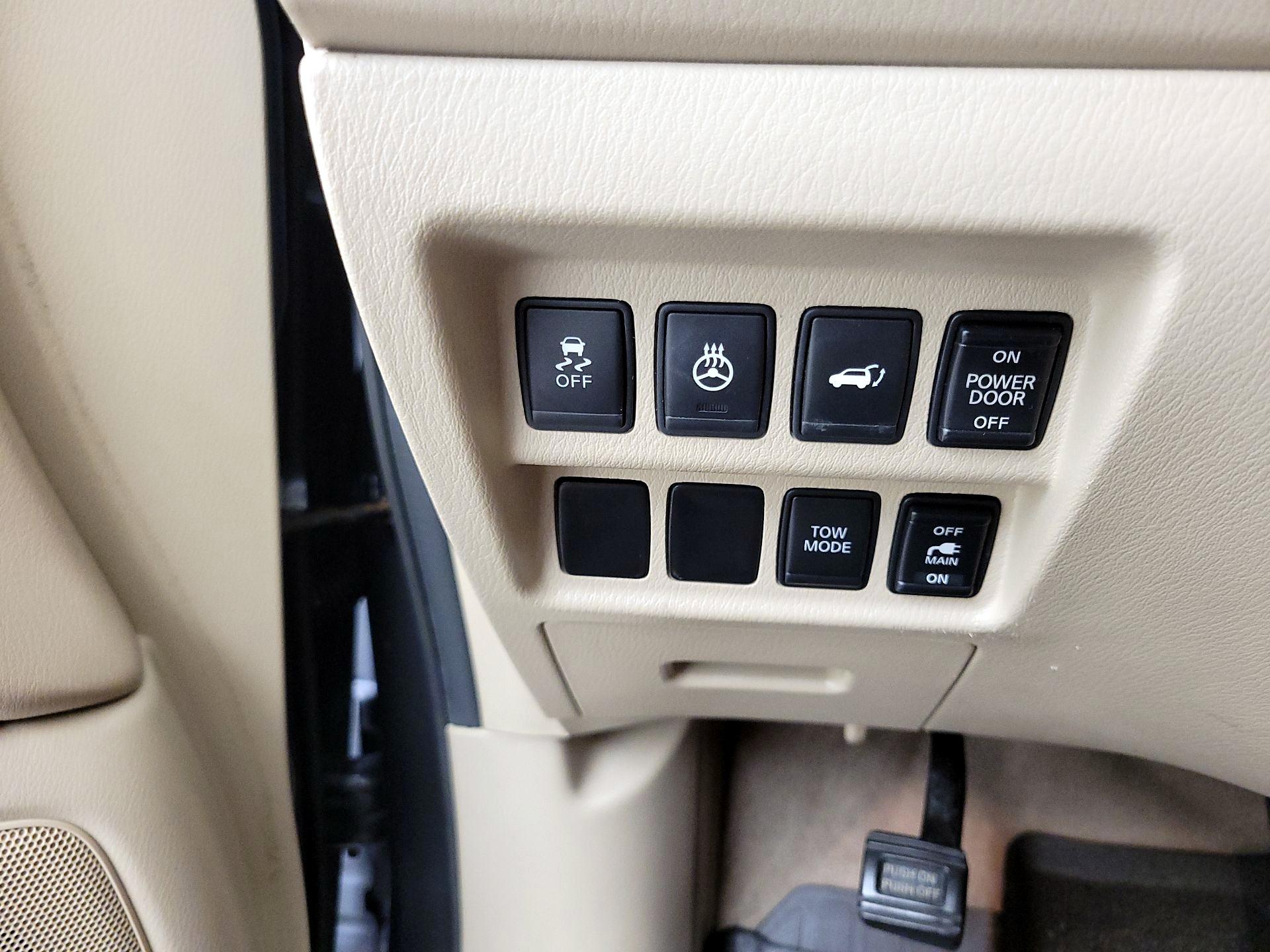 Thumbnail: 2014 Nissan Pathfinder - 13