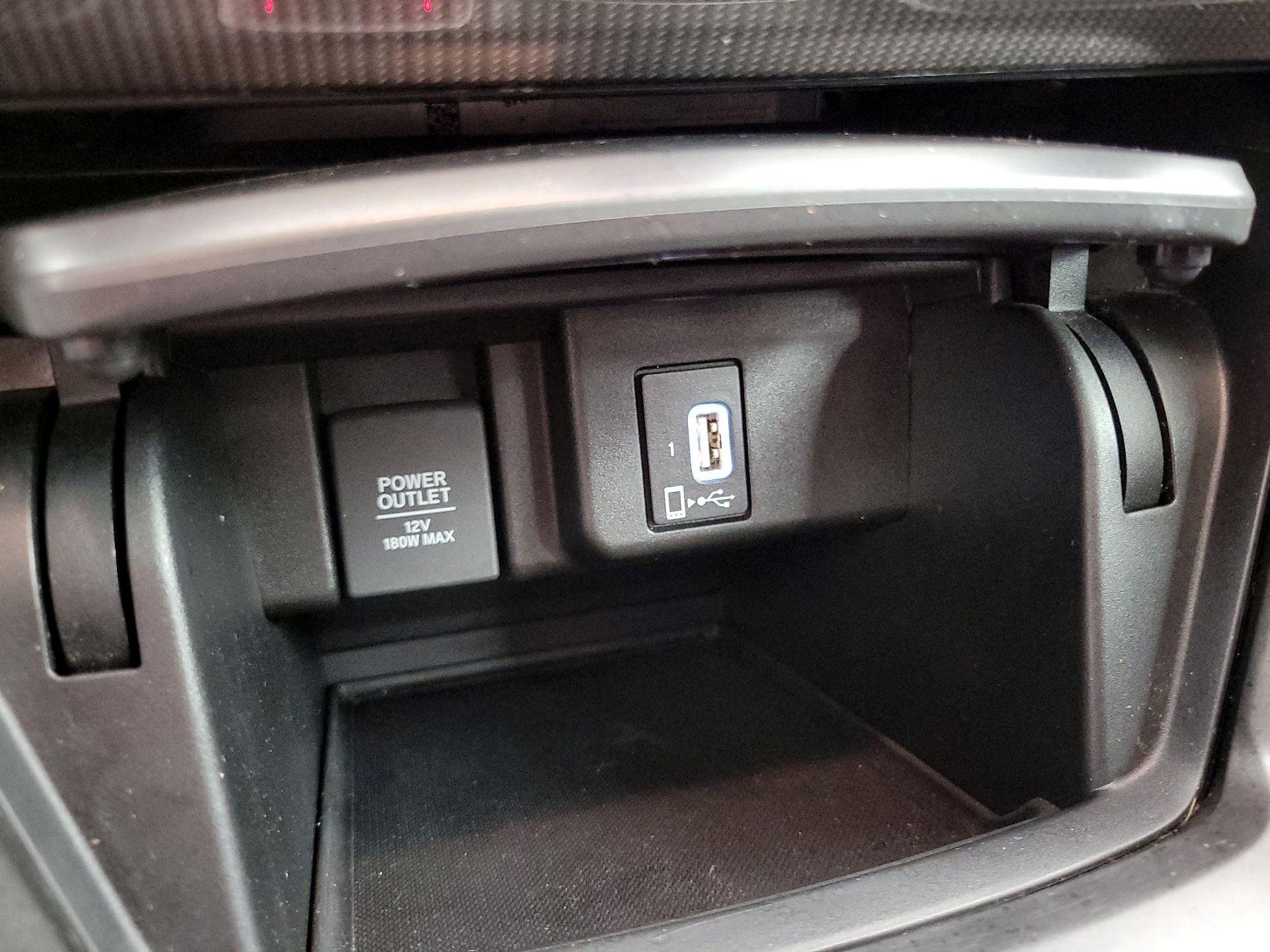 Thumbnail: 2018 Honda Accord - 18