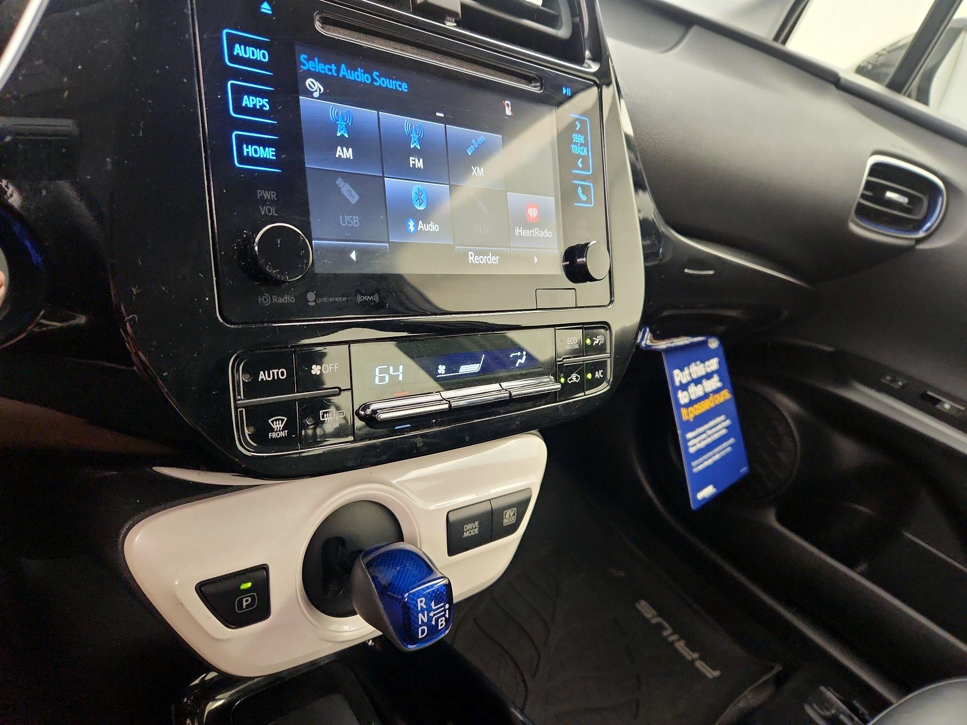 Thumbnail: 2017 Toyota Prius - 16