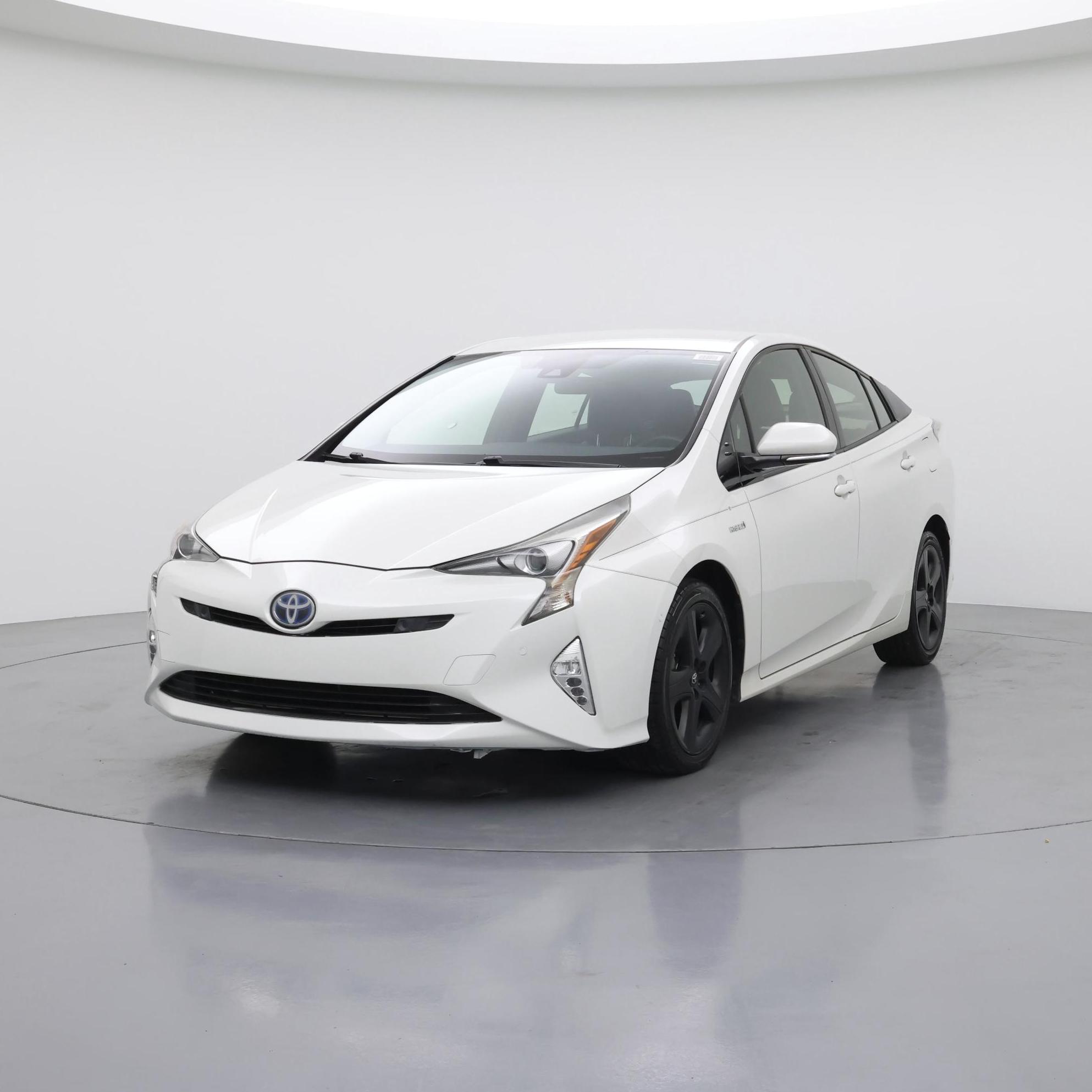 Thumbnail: 2017 Toyota Prius - 4