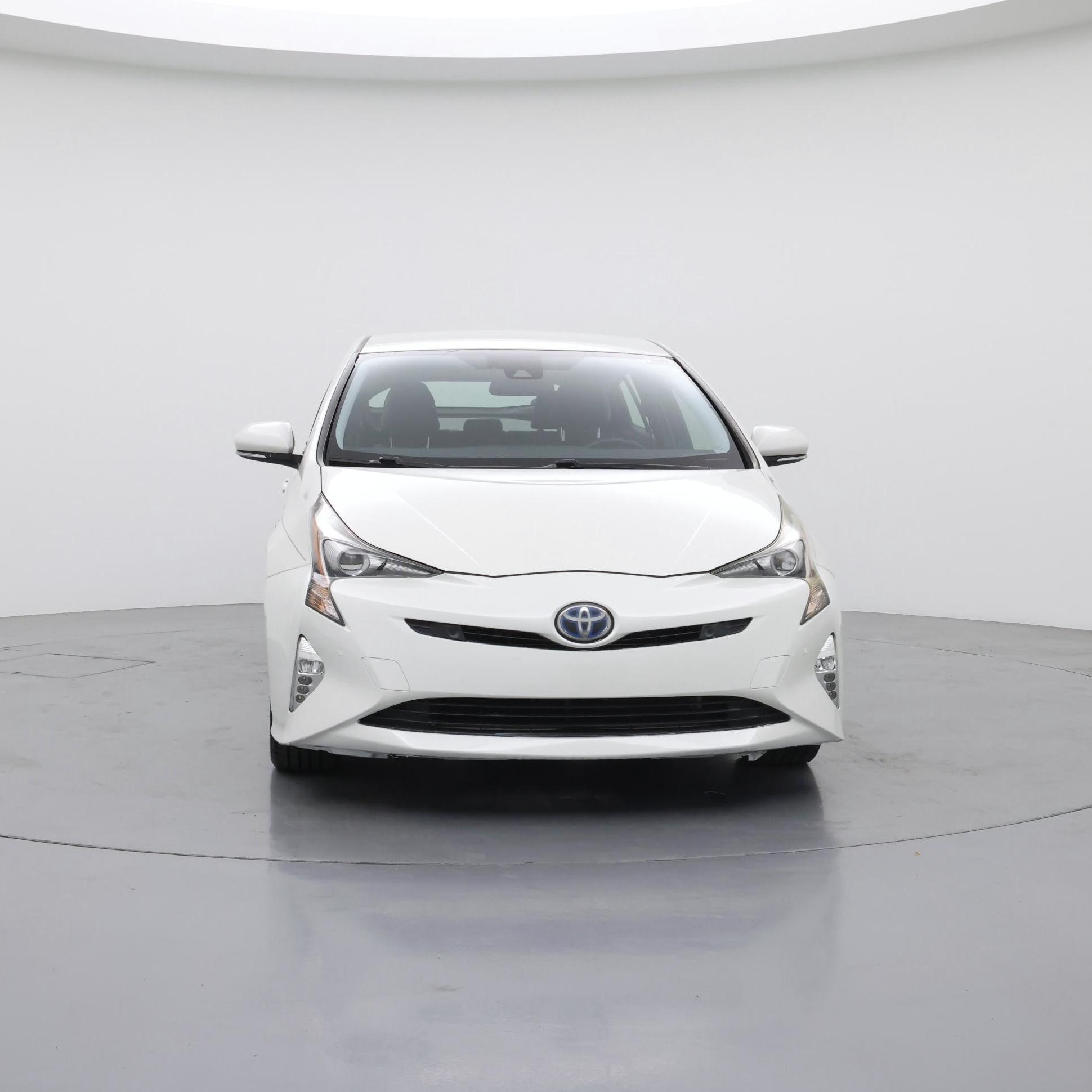 Thumbnail: 2017 Toyota Prius - 5