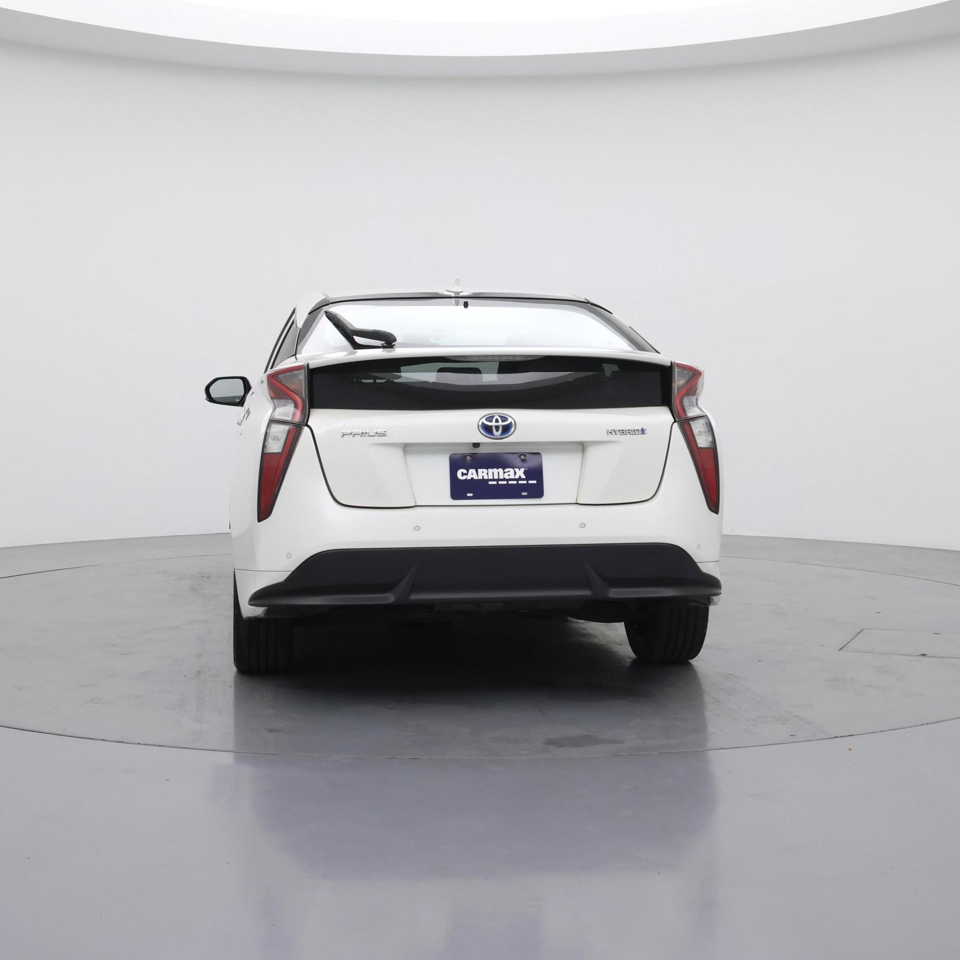 Thumbnail: 2017 Toyota Prius - 6