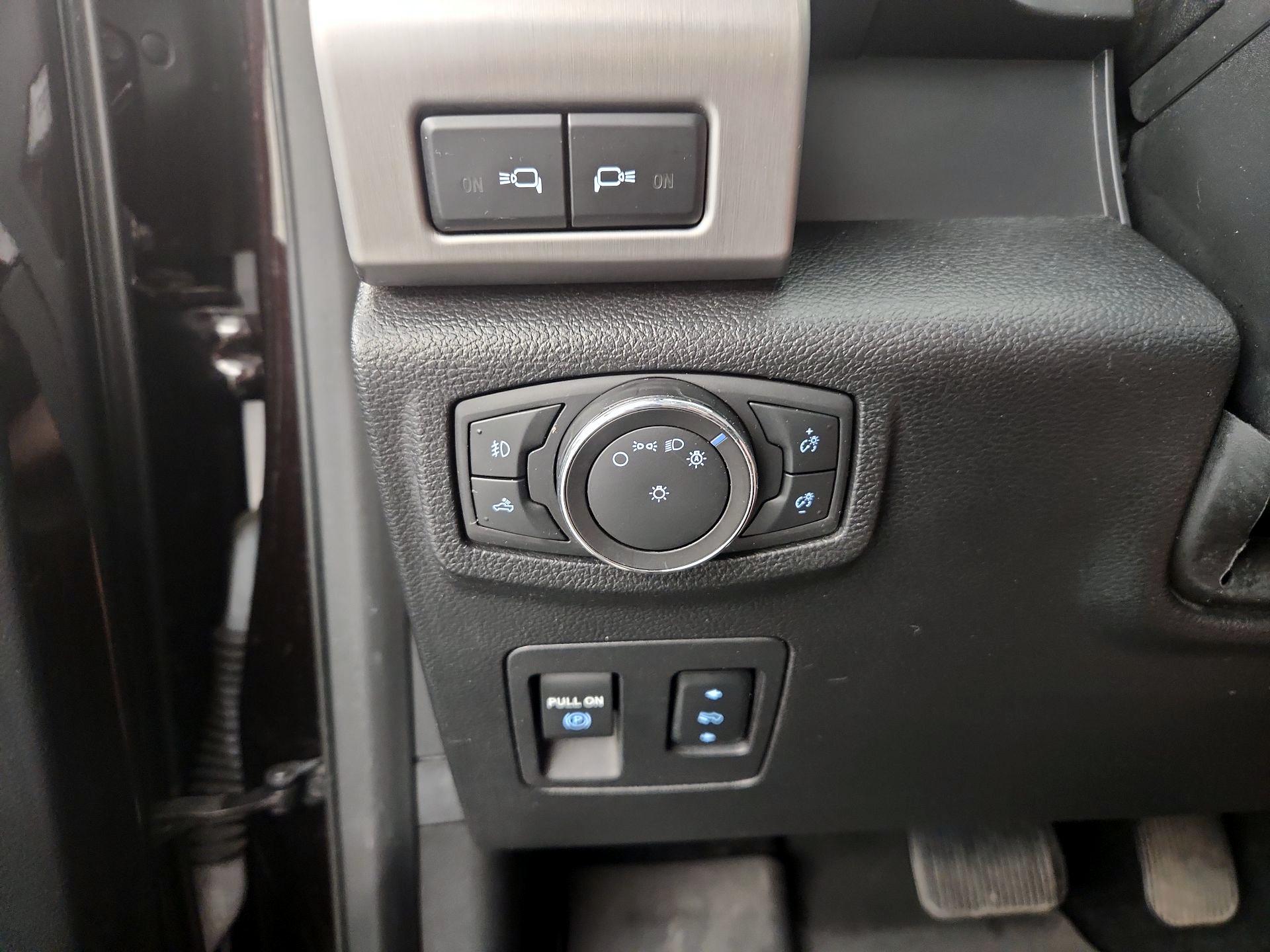 Thumbnail: 2018 Ford F-150 - 13