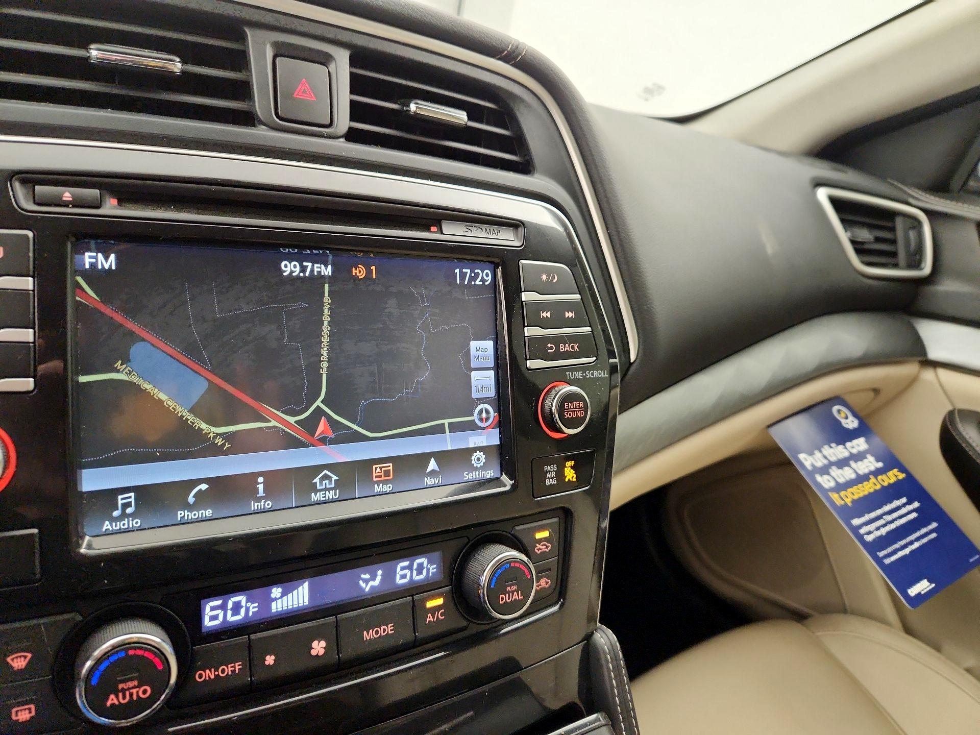 Thumbnail: 2016 Nissan Maxima - 15