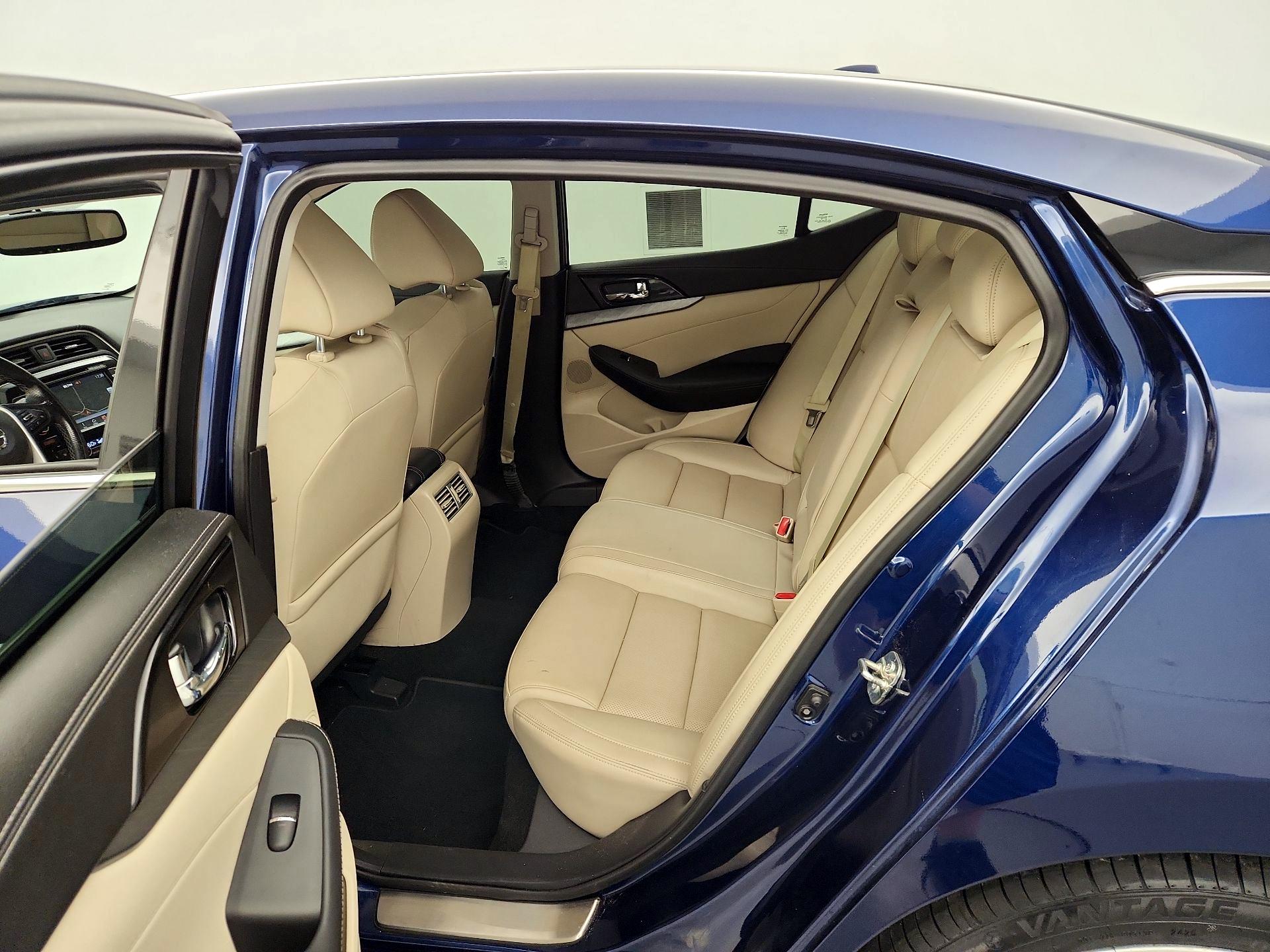 Thumbnail: 2016 Nissan Maxima - 19