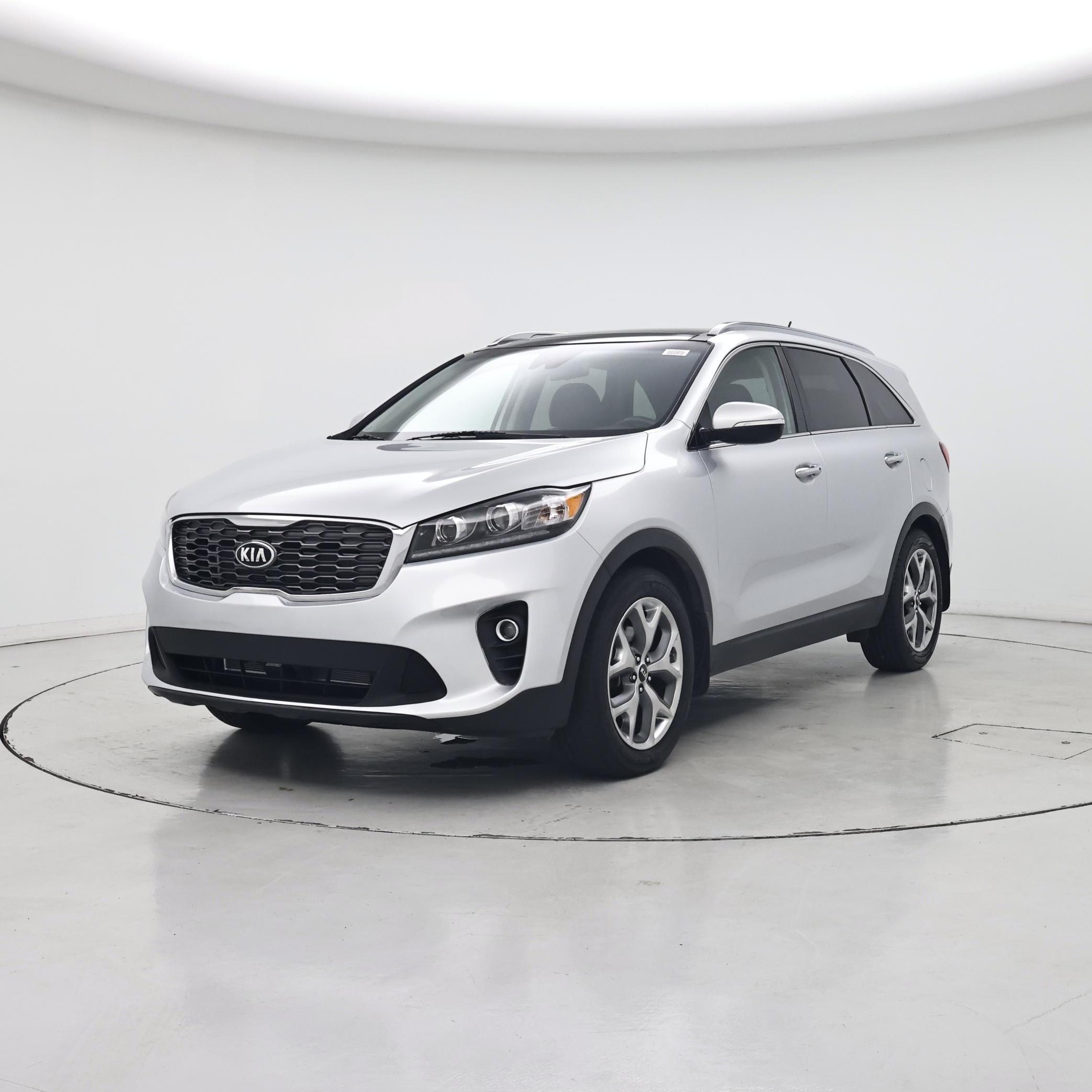 Thumbnail: 2019 Kia Sorento - 4
