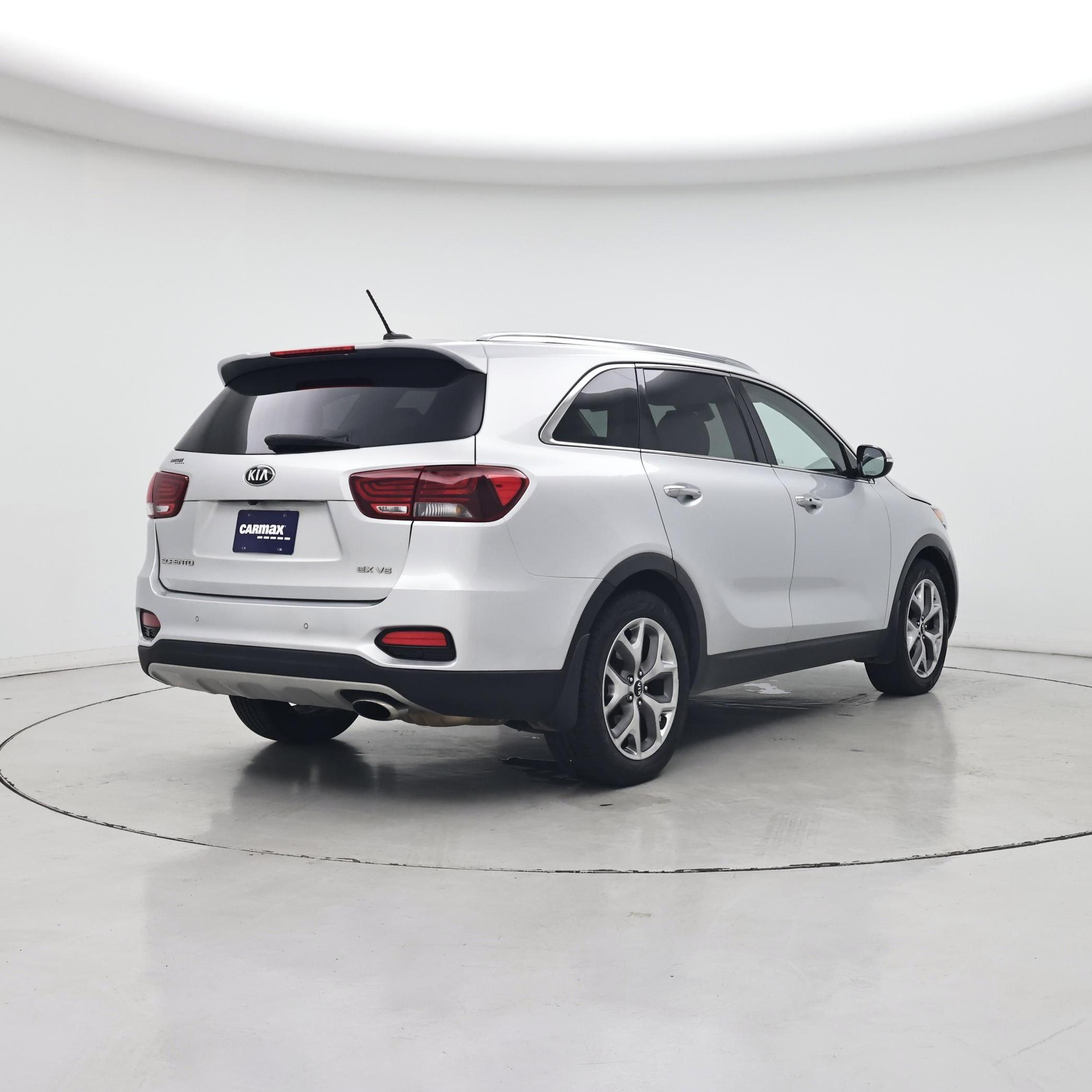 Thumbnail: 2019 Kia Sorento - 8
