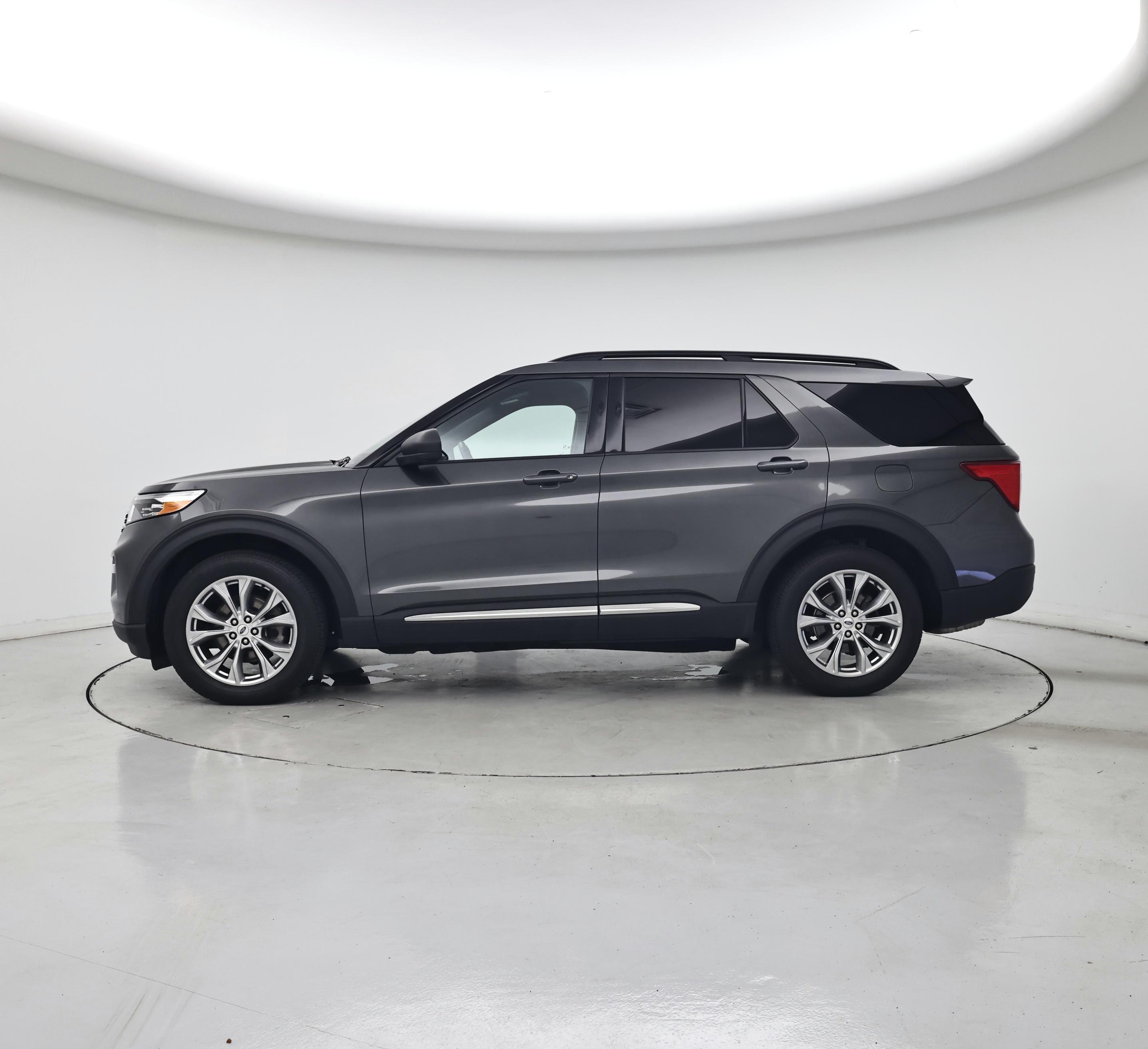 Thumbnail: 2020 Ford Explorer - 3