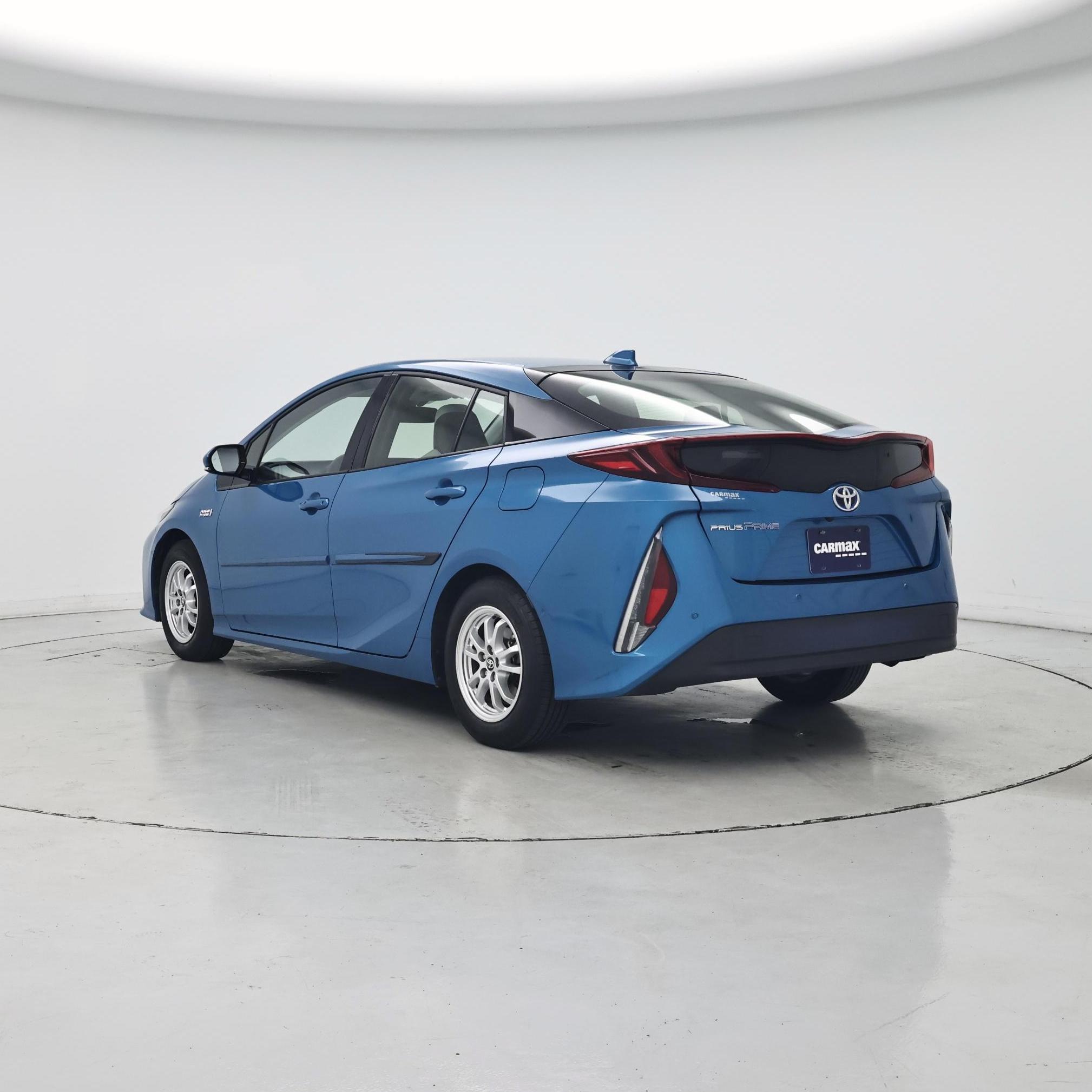 Thumbnail: 2017 Toyota Prius Prime - 2