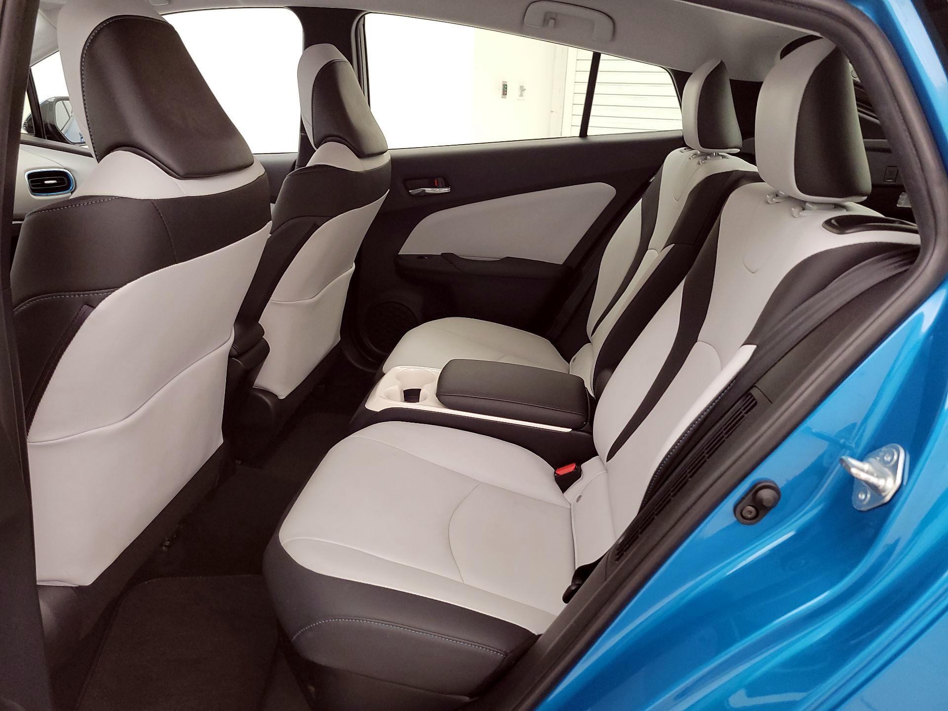 Thumbnail: 2017 Toyota Prius Prime - 20