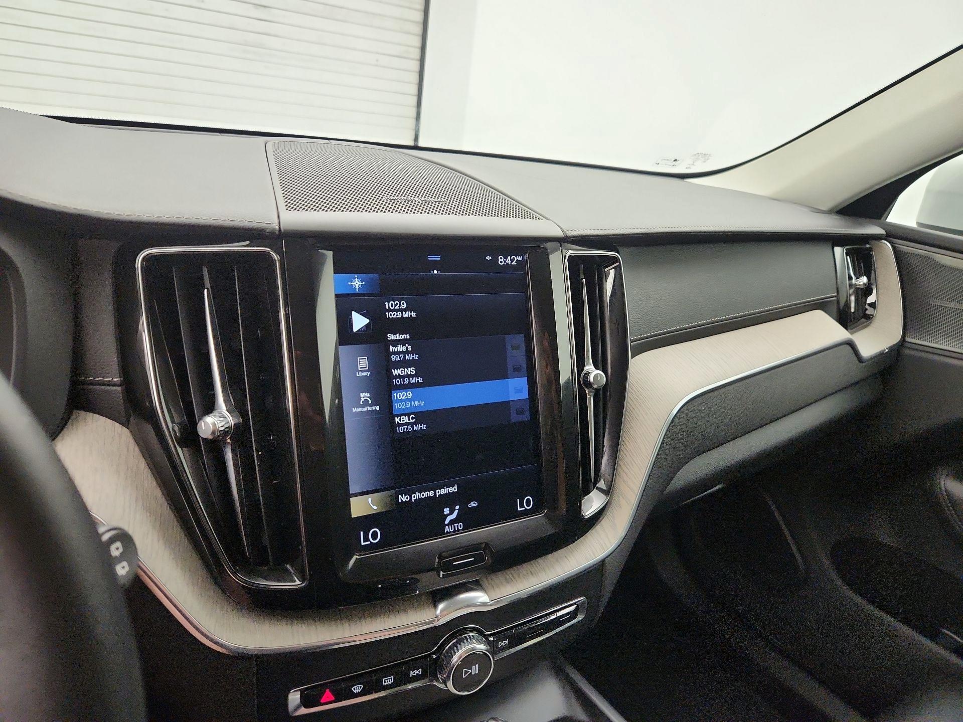 Thumbnail: 2019 Volvo XC60 - 15