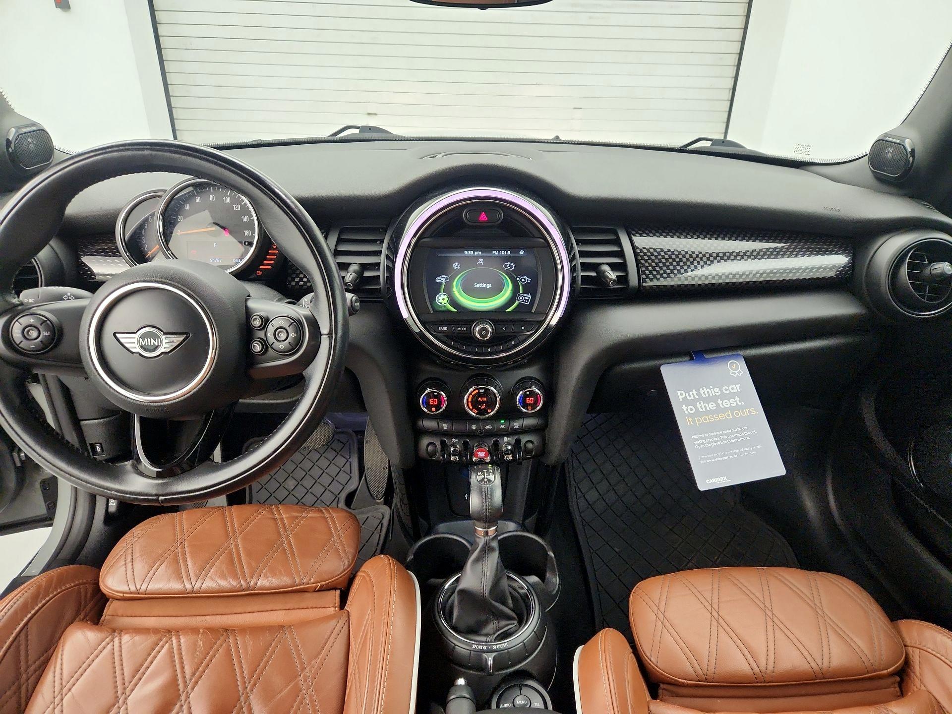Thumbnail: 2017 MINI Cooper - 9