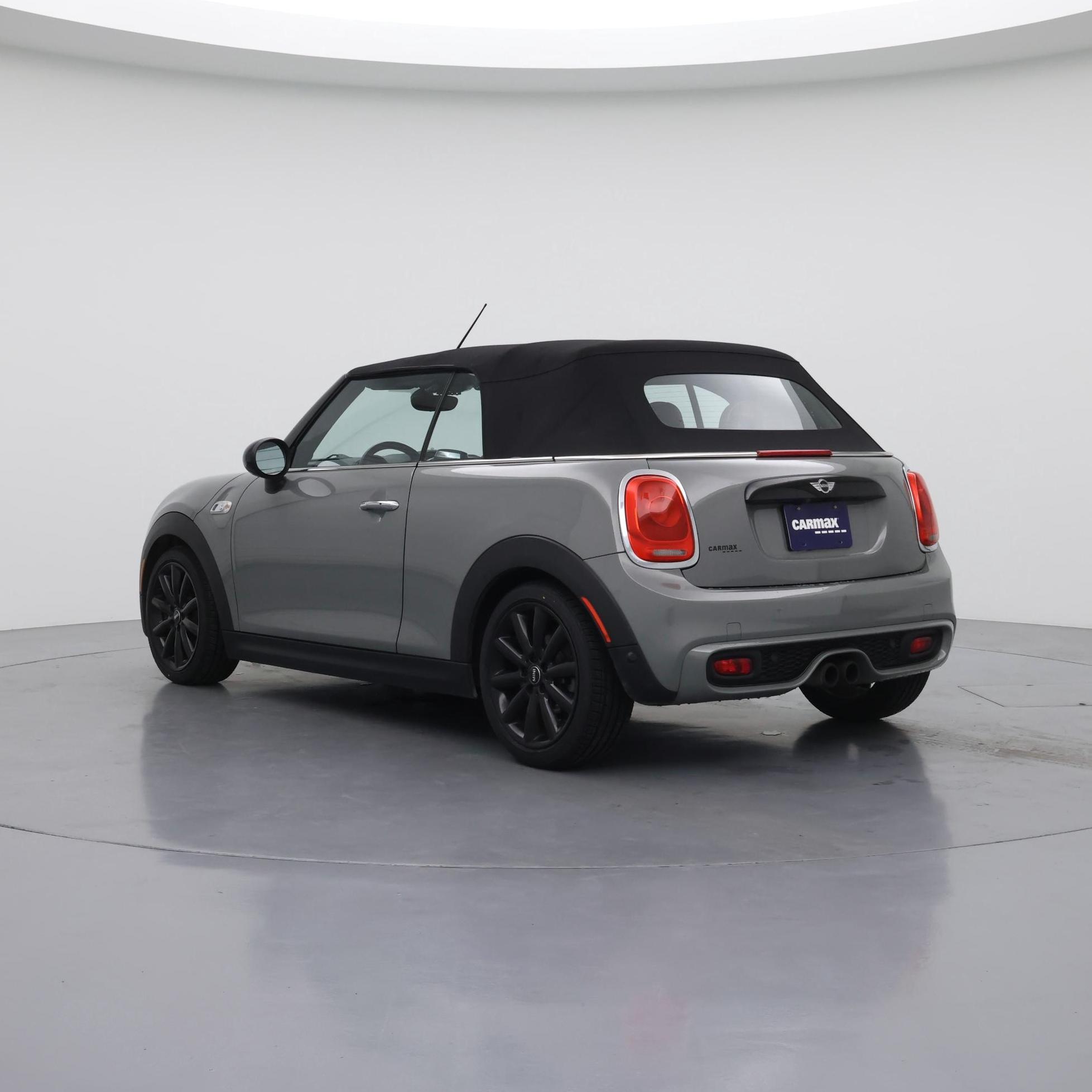 Thumbnail: 2017 MINI Cooper - 2